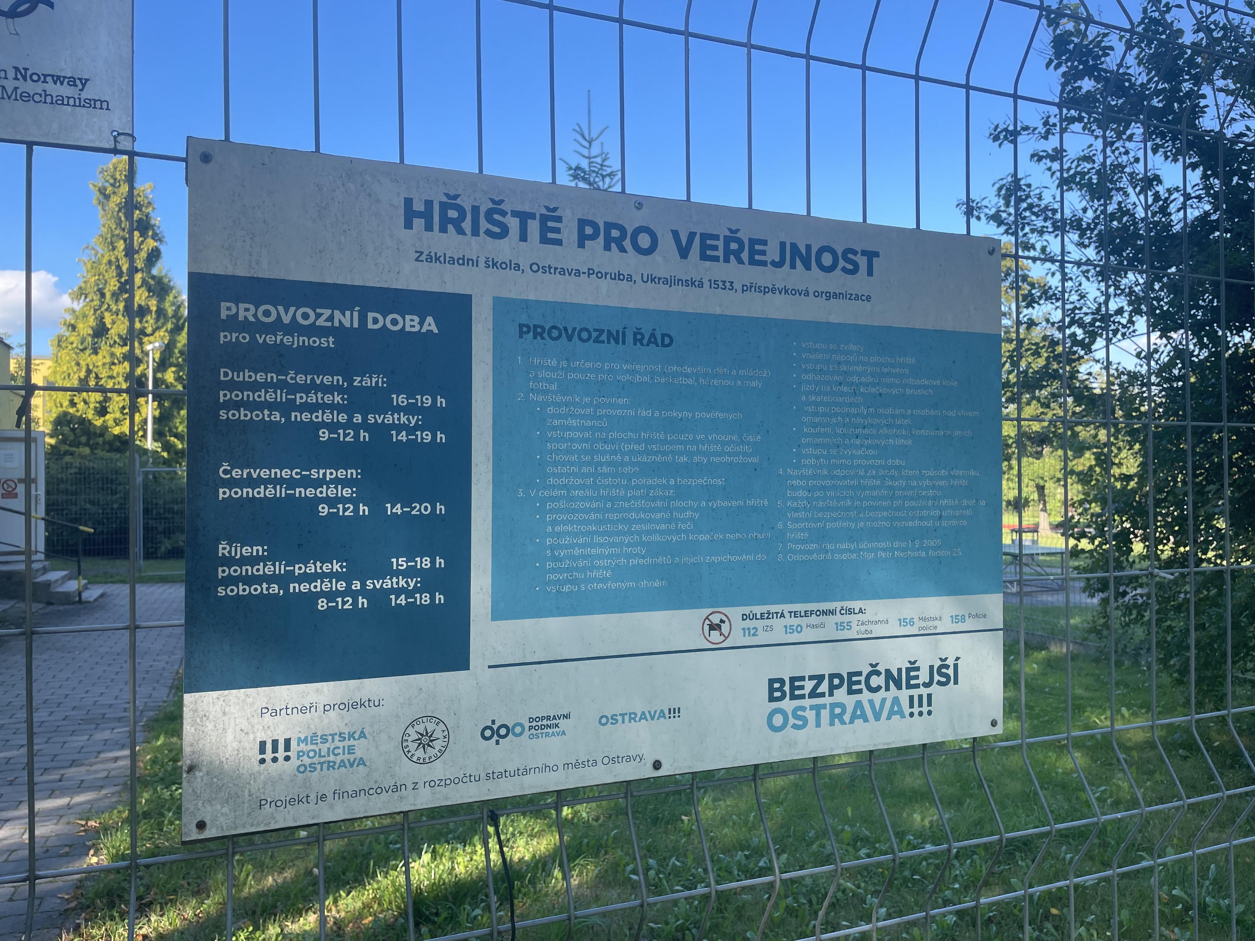 ZŠ Ostrava-Poruba, Ukrajinská foto 2