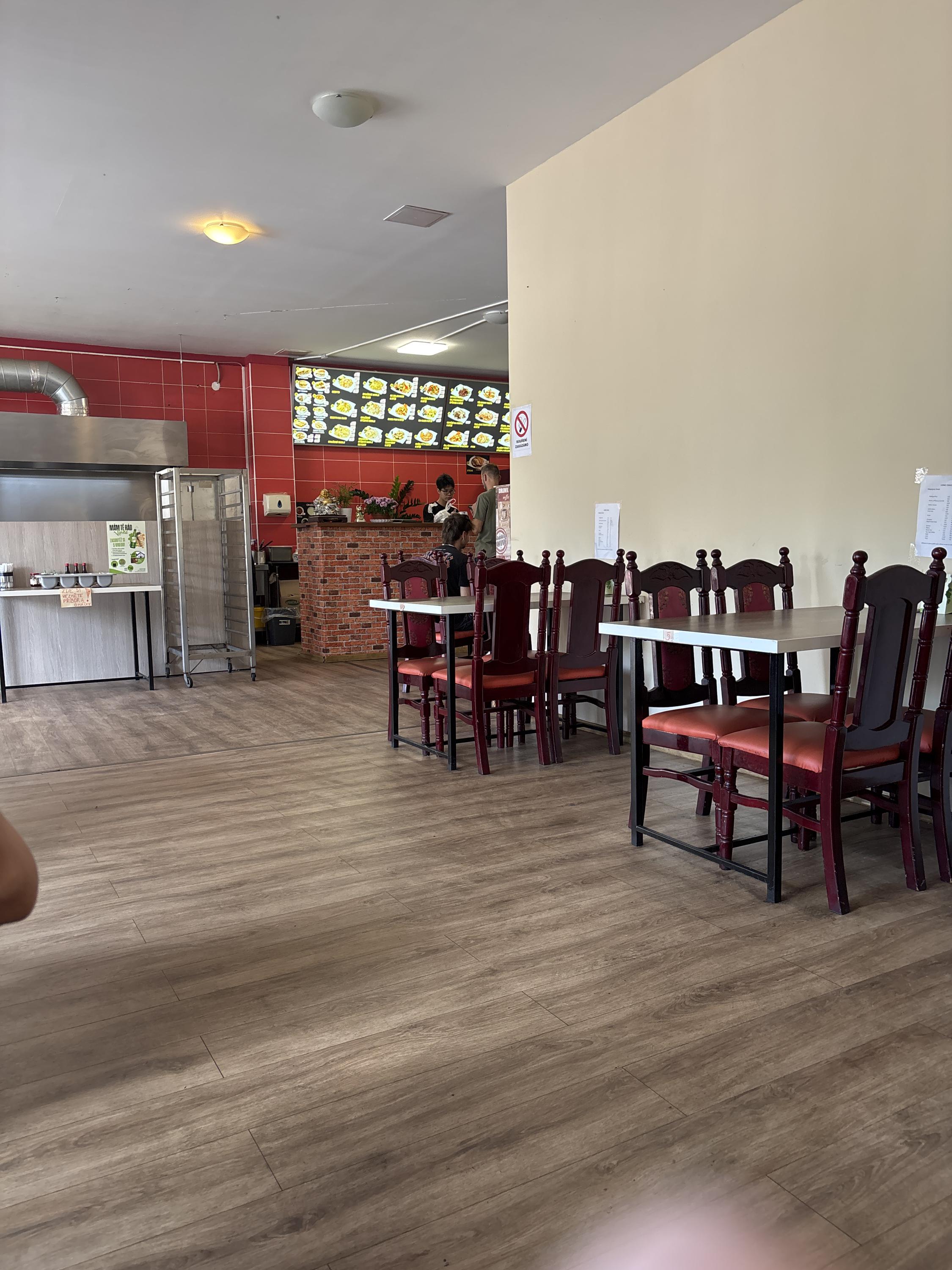 Long Chau Asian Food foto 2