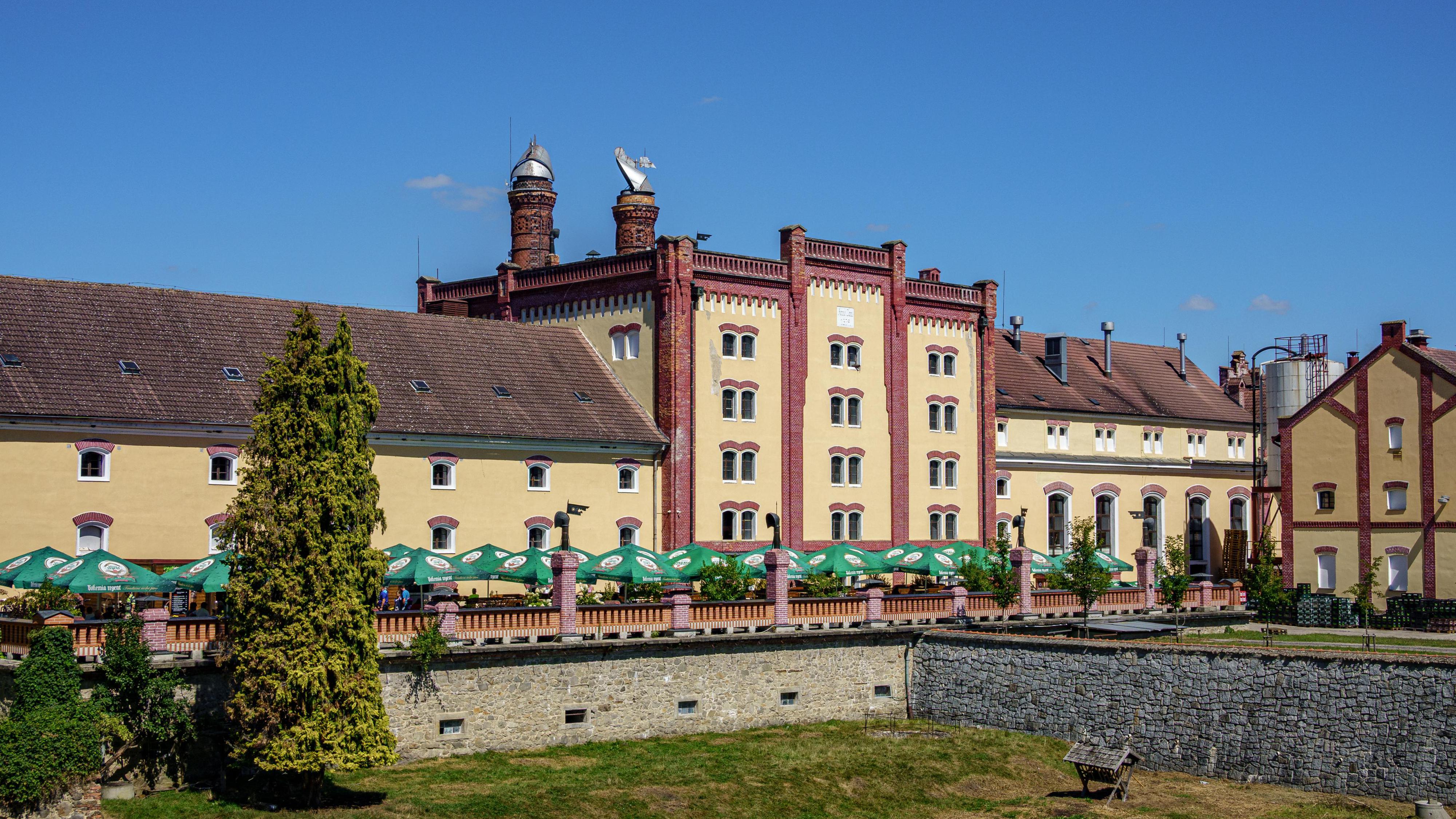 Zbrojnice-pivovarský sklep foto 2