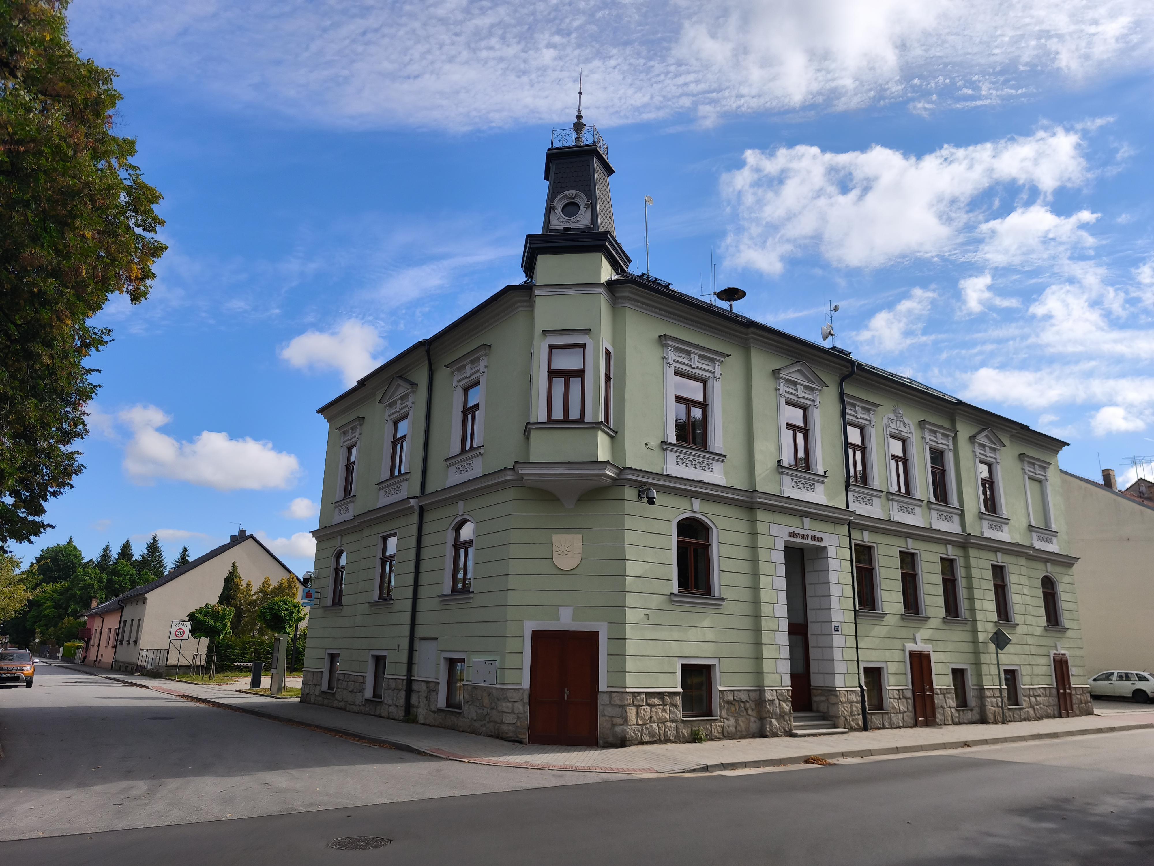 České Velenice - Městský úřad foto 6