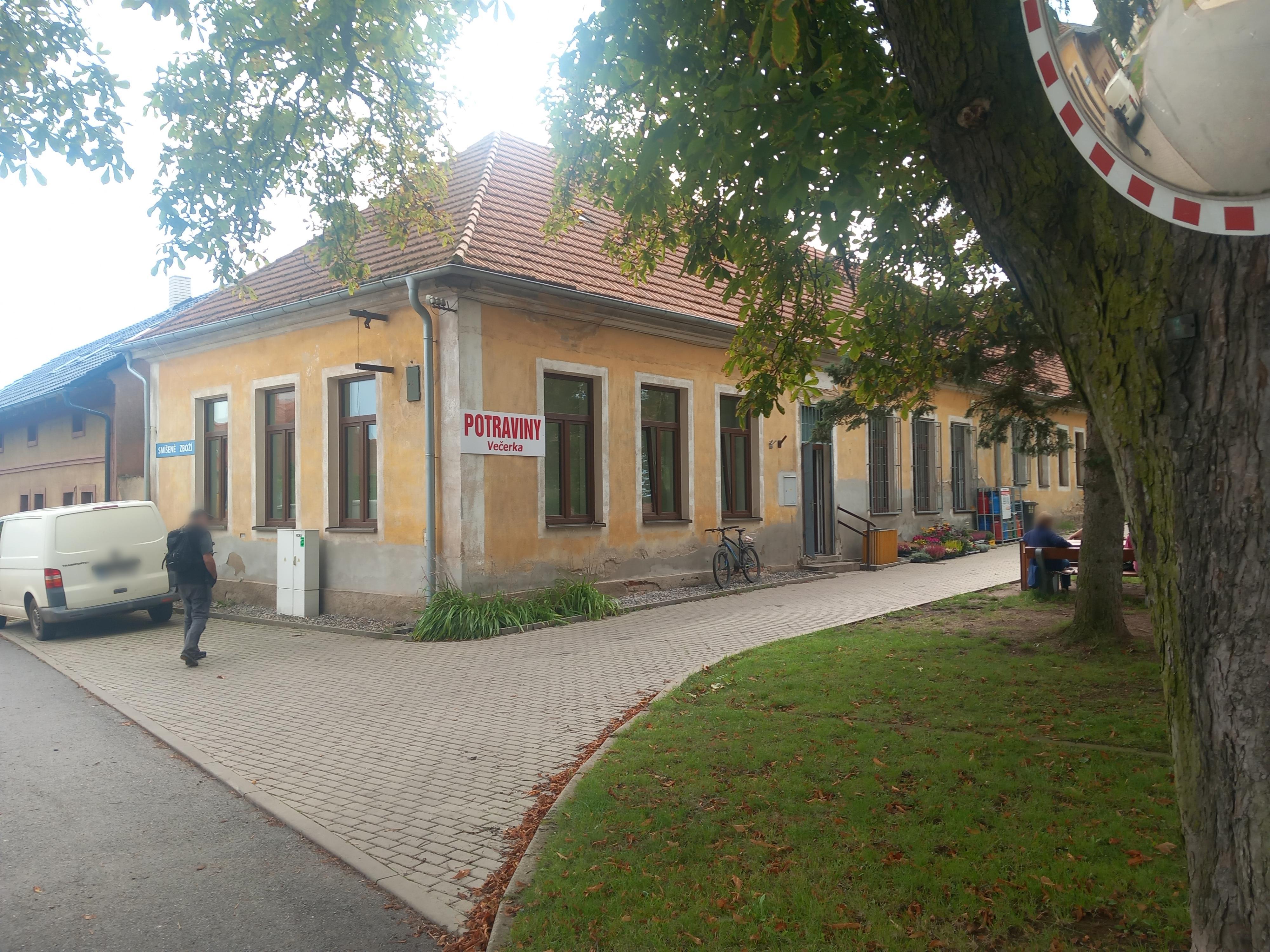 Potraviny Pozdeň 44