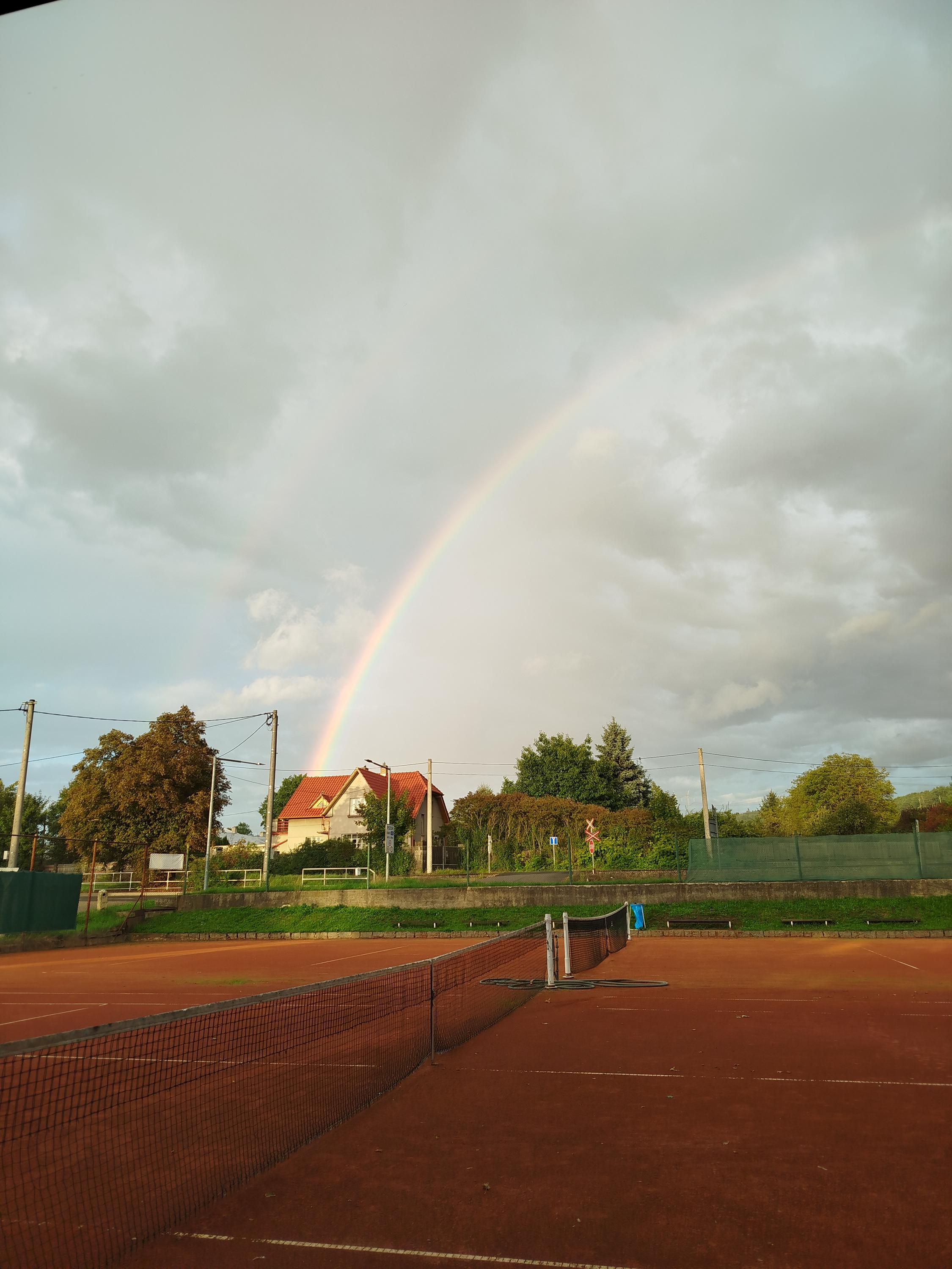 Letní tenisový klub Chrást nad Sázavou foto 2