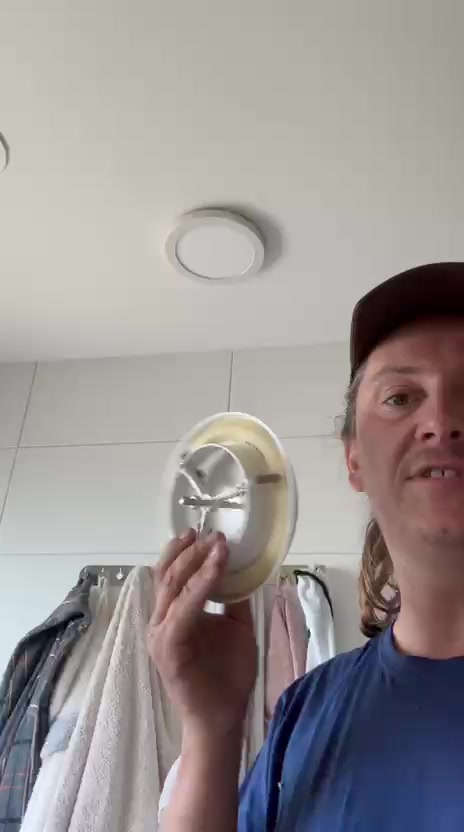 Ductcleaning.cz foto 2 (náhled videa)