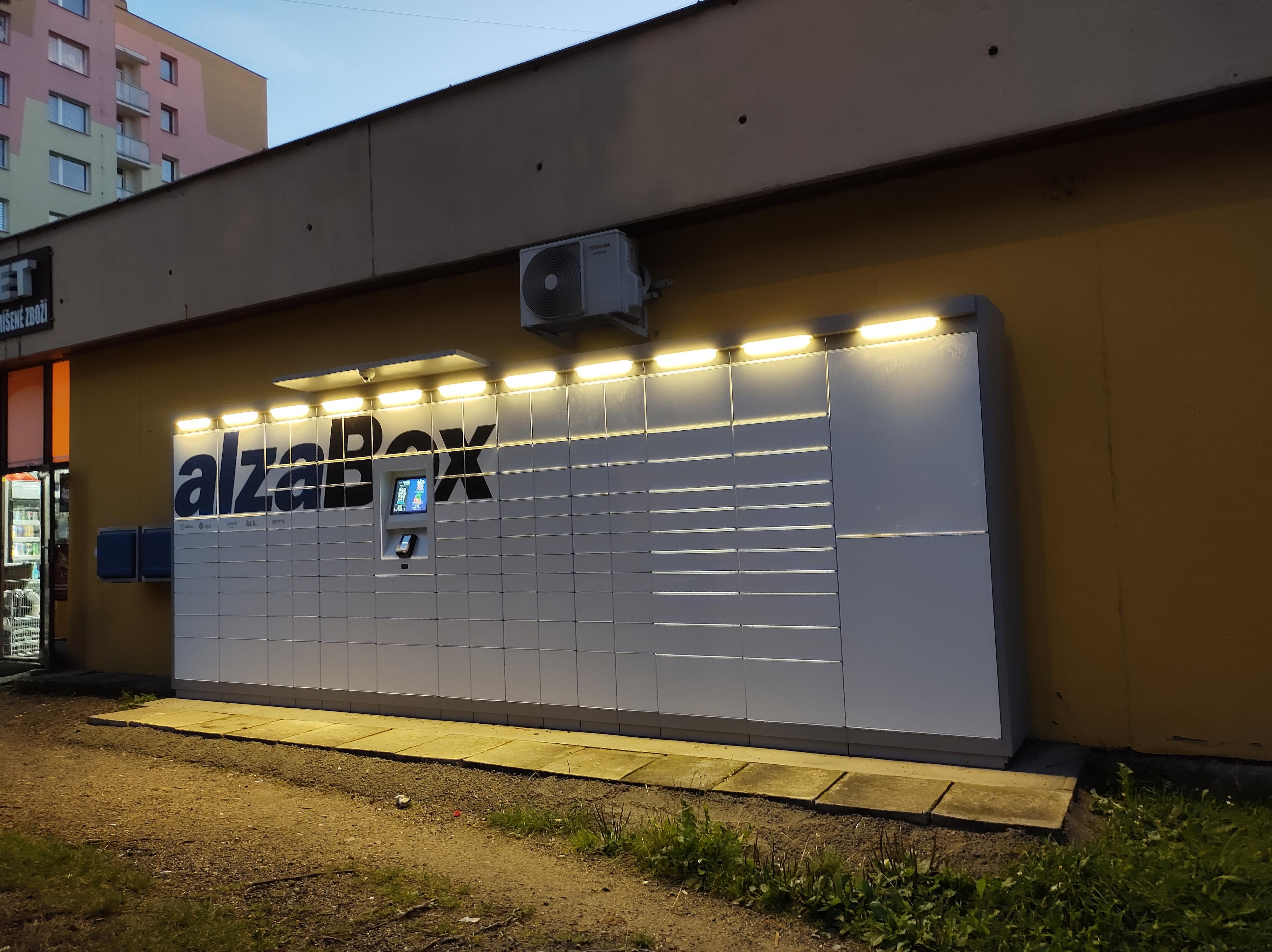AlzaBox