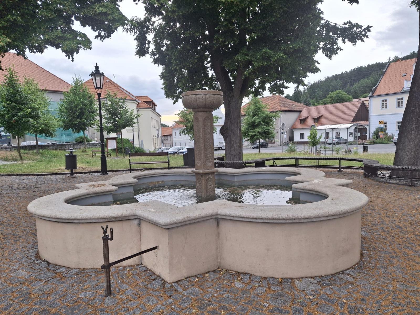 Sochař Lukáš  Řezníček foto 4
