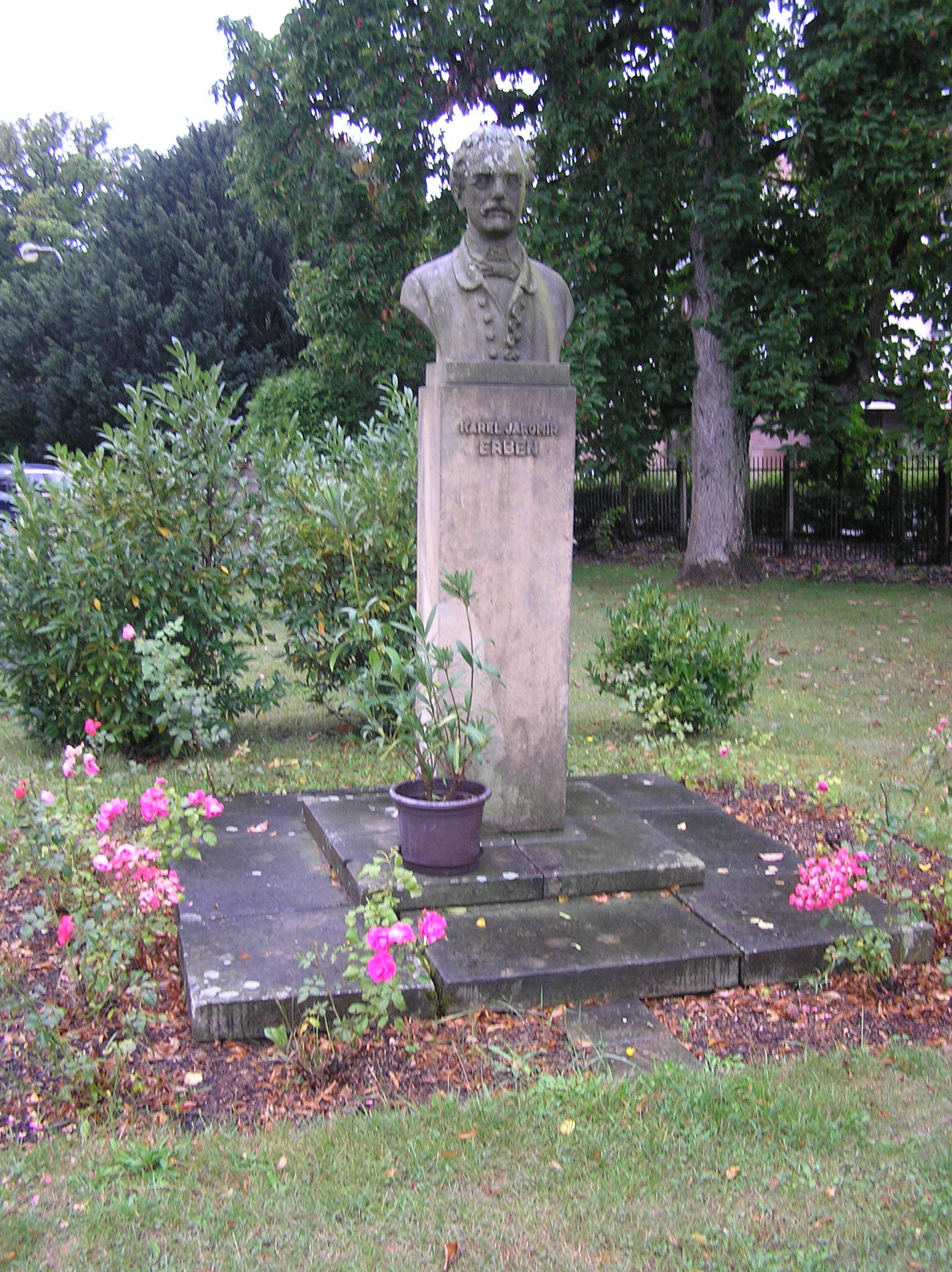 ZŠ K. J. Erbena a MŠ Korálka Miletín foto 2