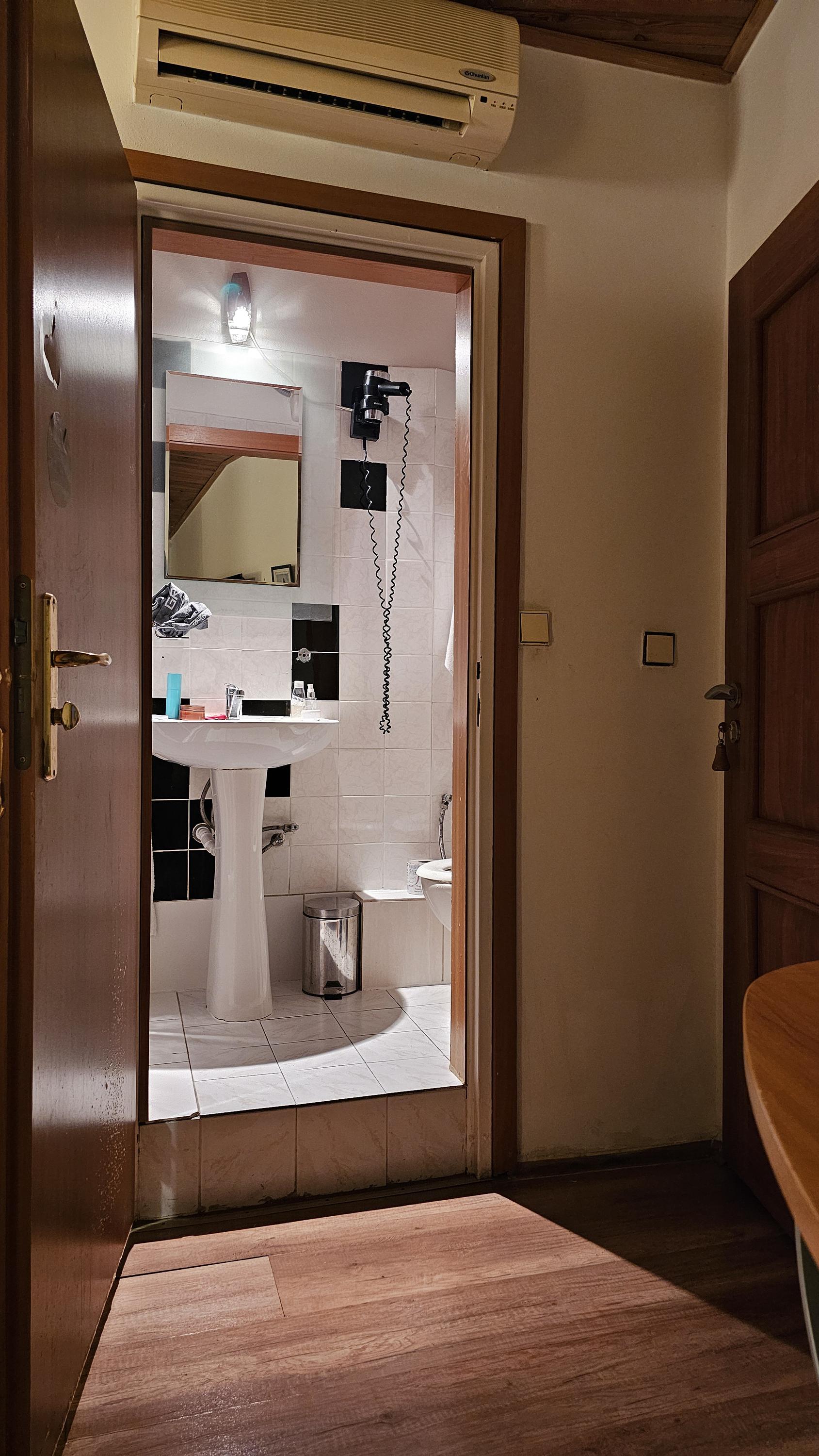 Gallery Hotel SIS foto 6