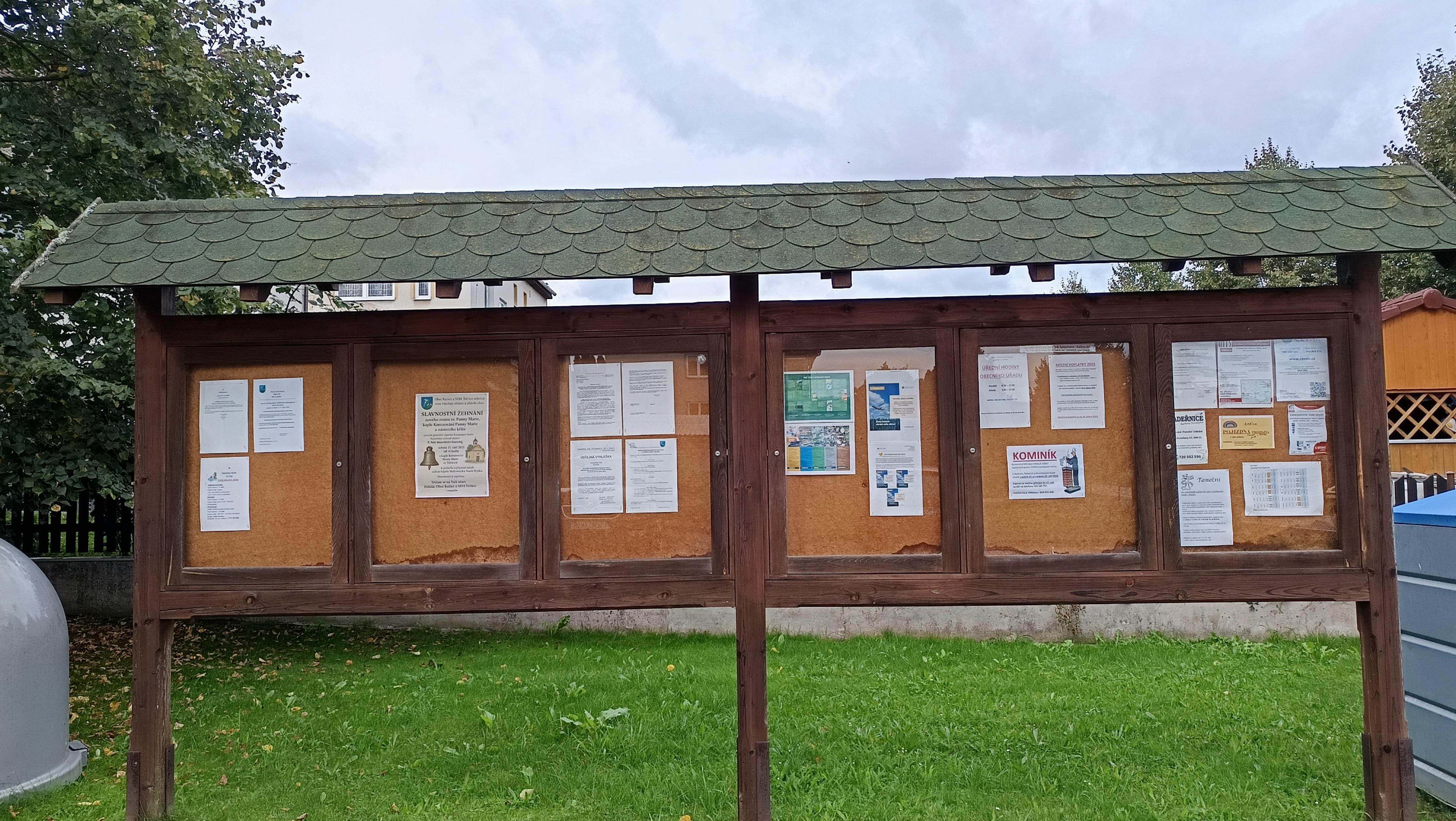 Ražice - obecní úřad foto 2