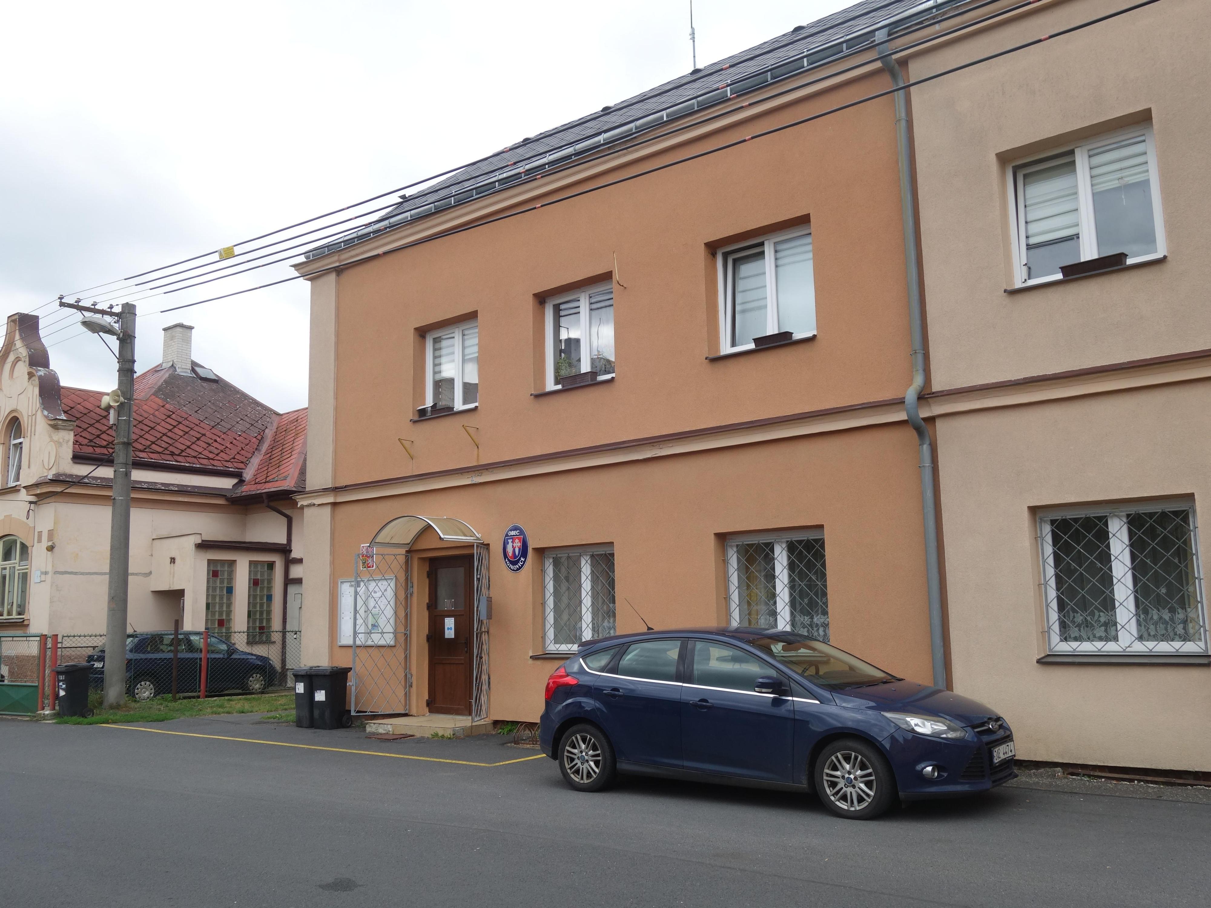 Vojkovice - obecní úřad foto 3