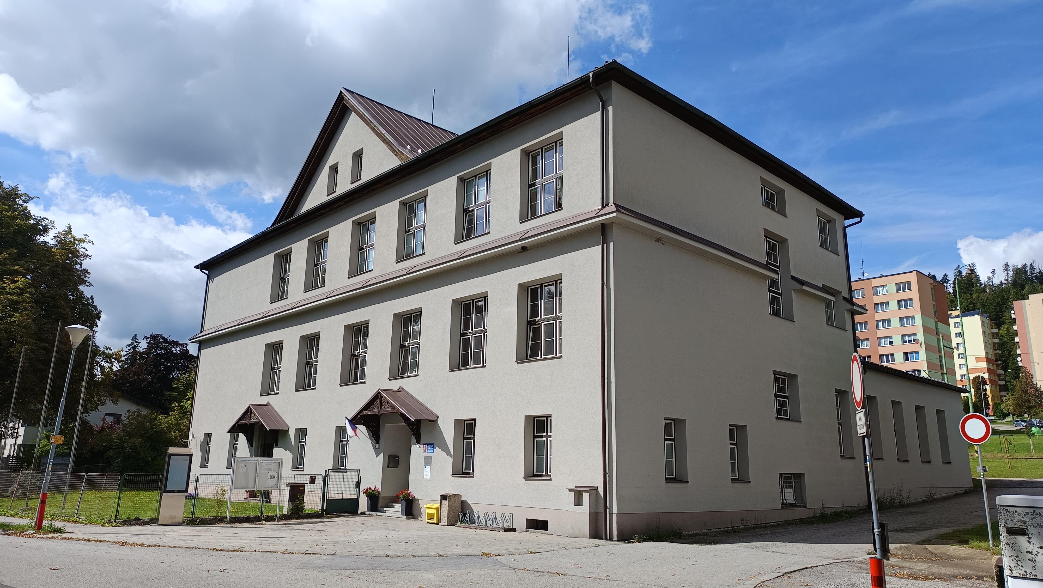 Loučovice - obecní úřad foto 3