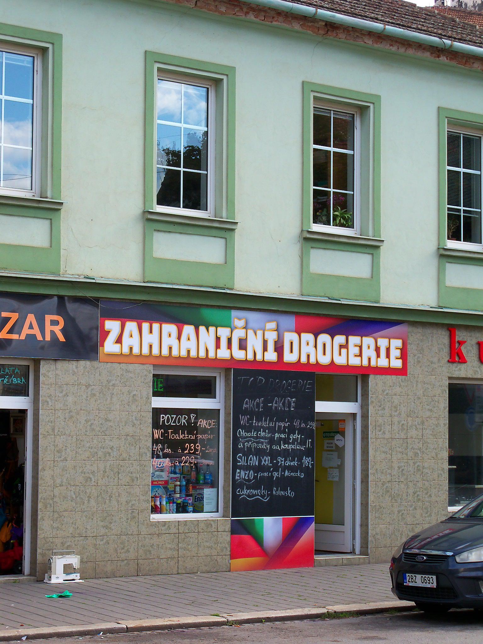 Zahraniční drogérie Křídlovická foto 2