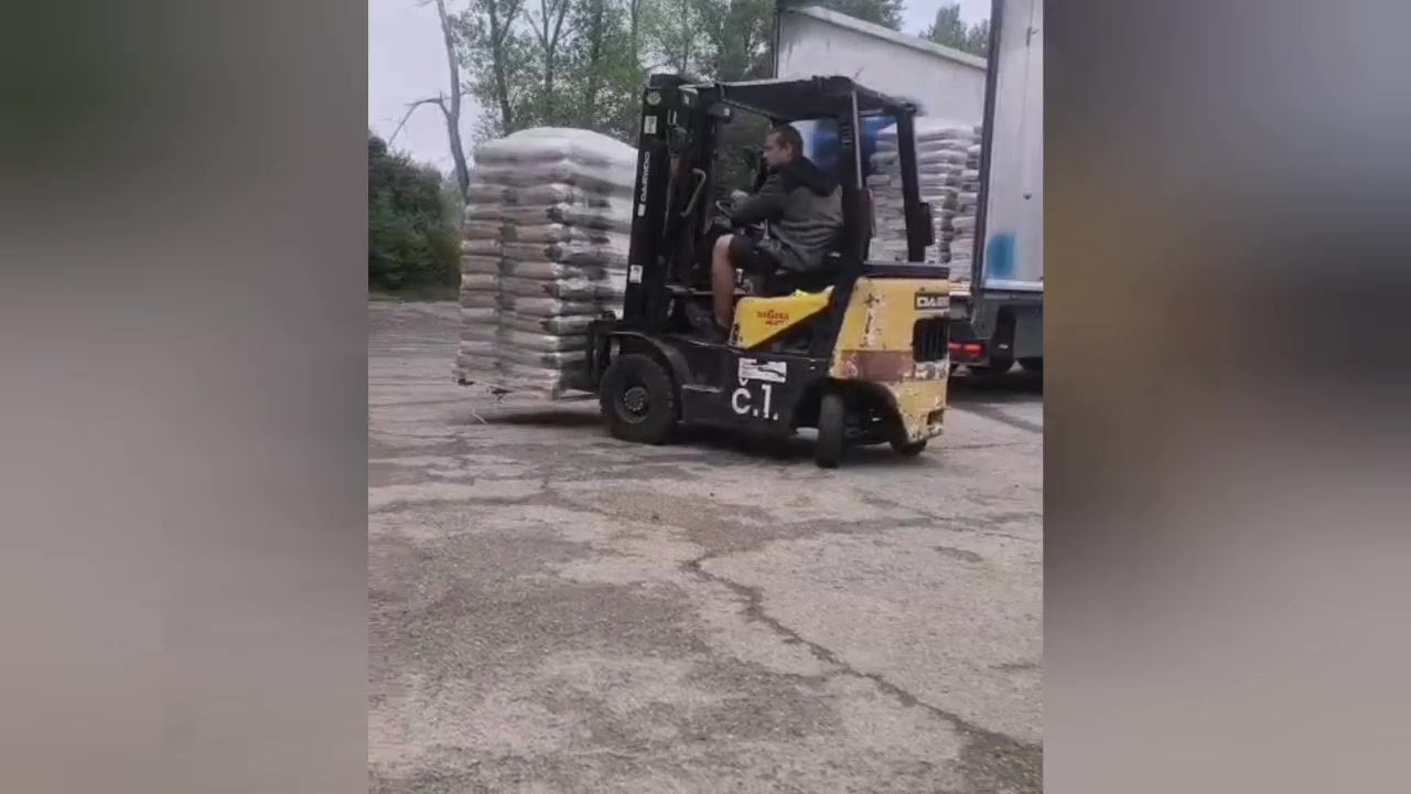 Dazdra pelety foto 2 (náhled videa)