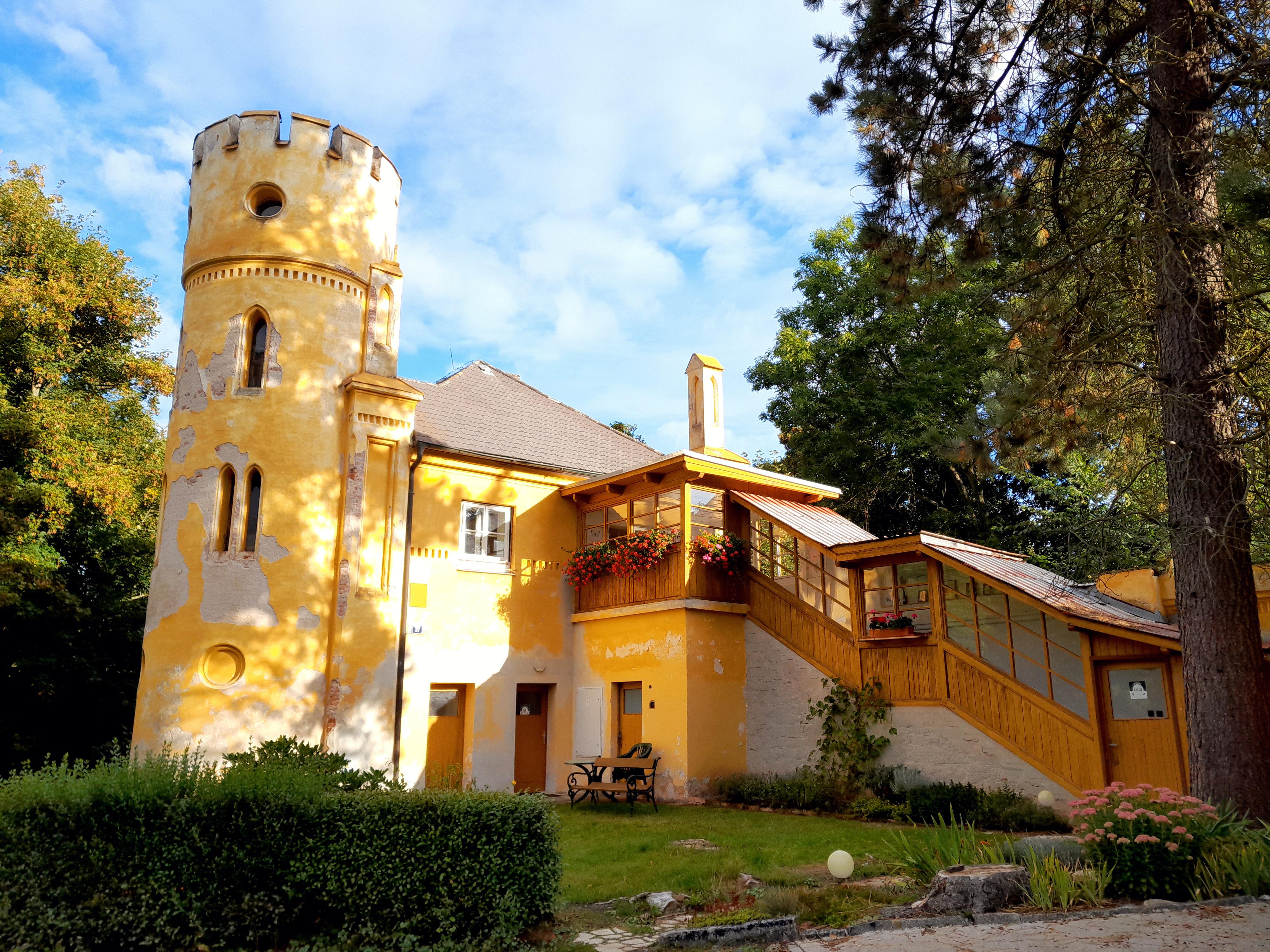 Západočeská univerzita v Plzni - Ubytovací a školicí zařízení foto 4