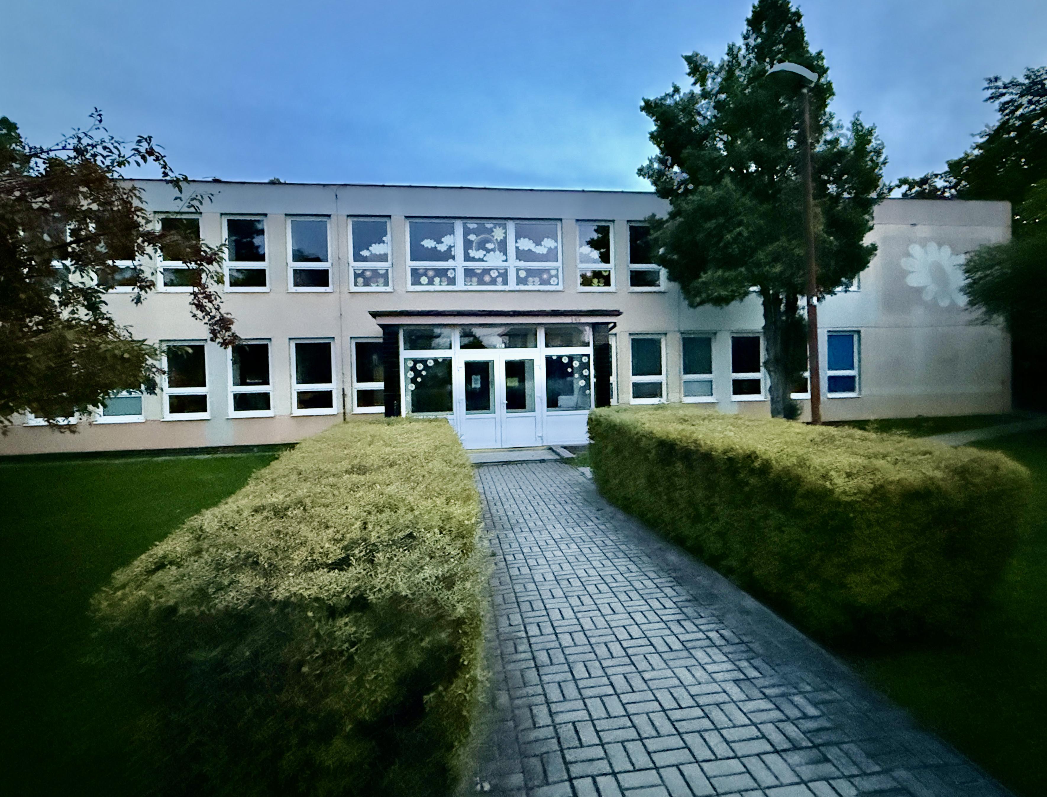 MŠ Chomutov, Dostojevského foto 3