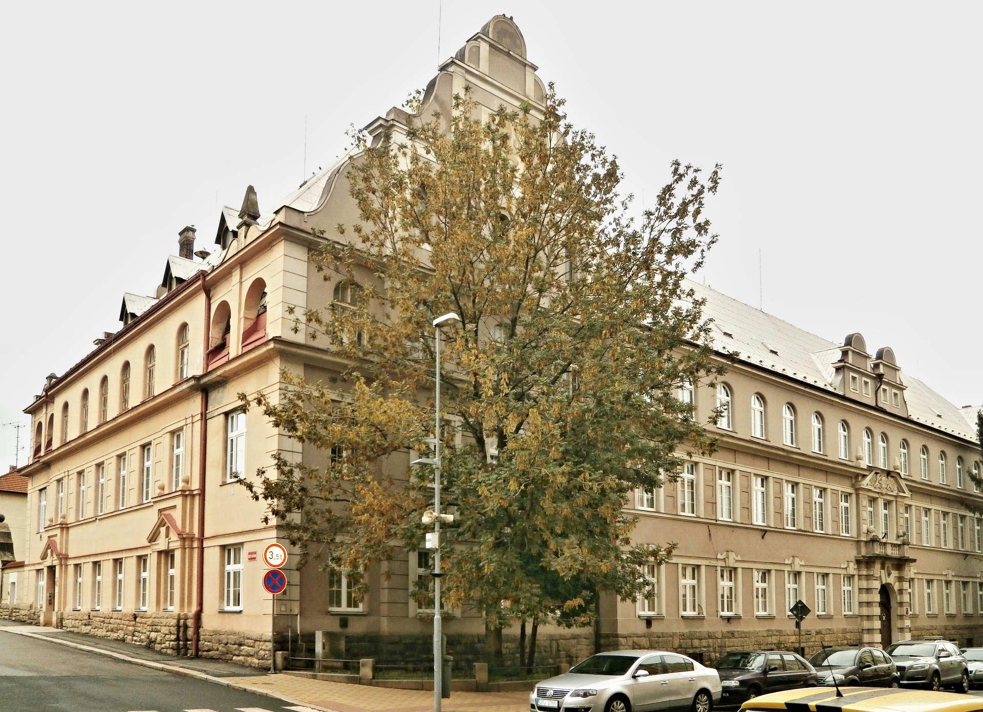 ZŠ Čáslav, Husova foto 4