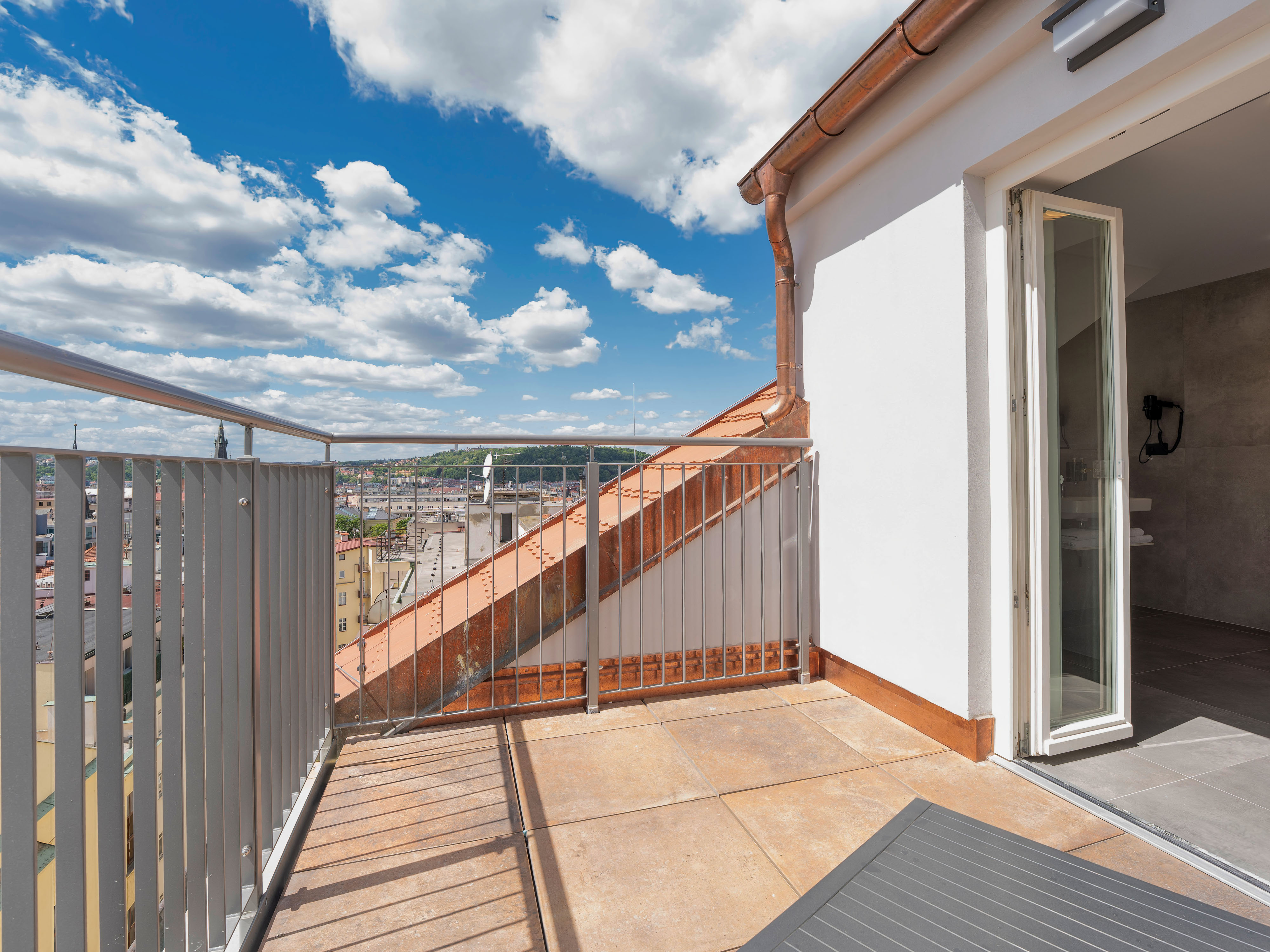 EA Hotel Moment Self Check-In foto 3