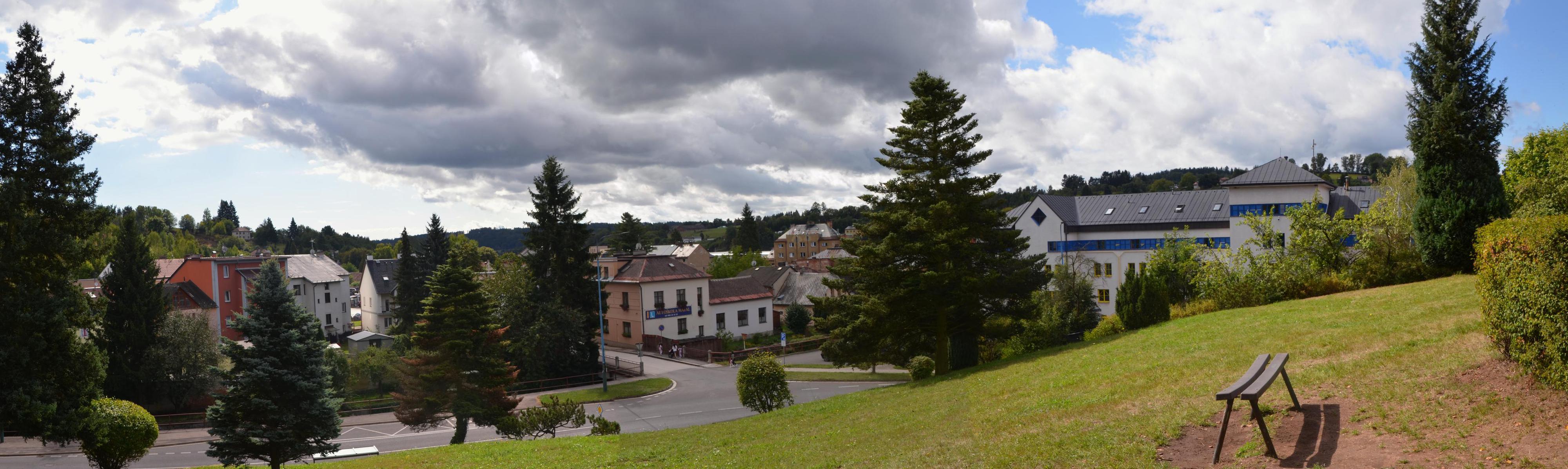 Základní škola Úpice - Lány foto 4