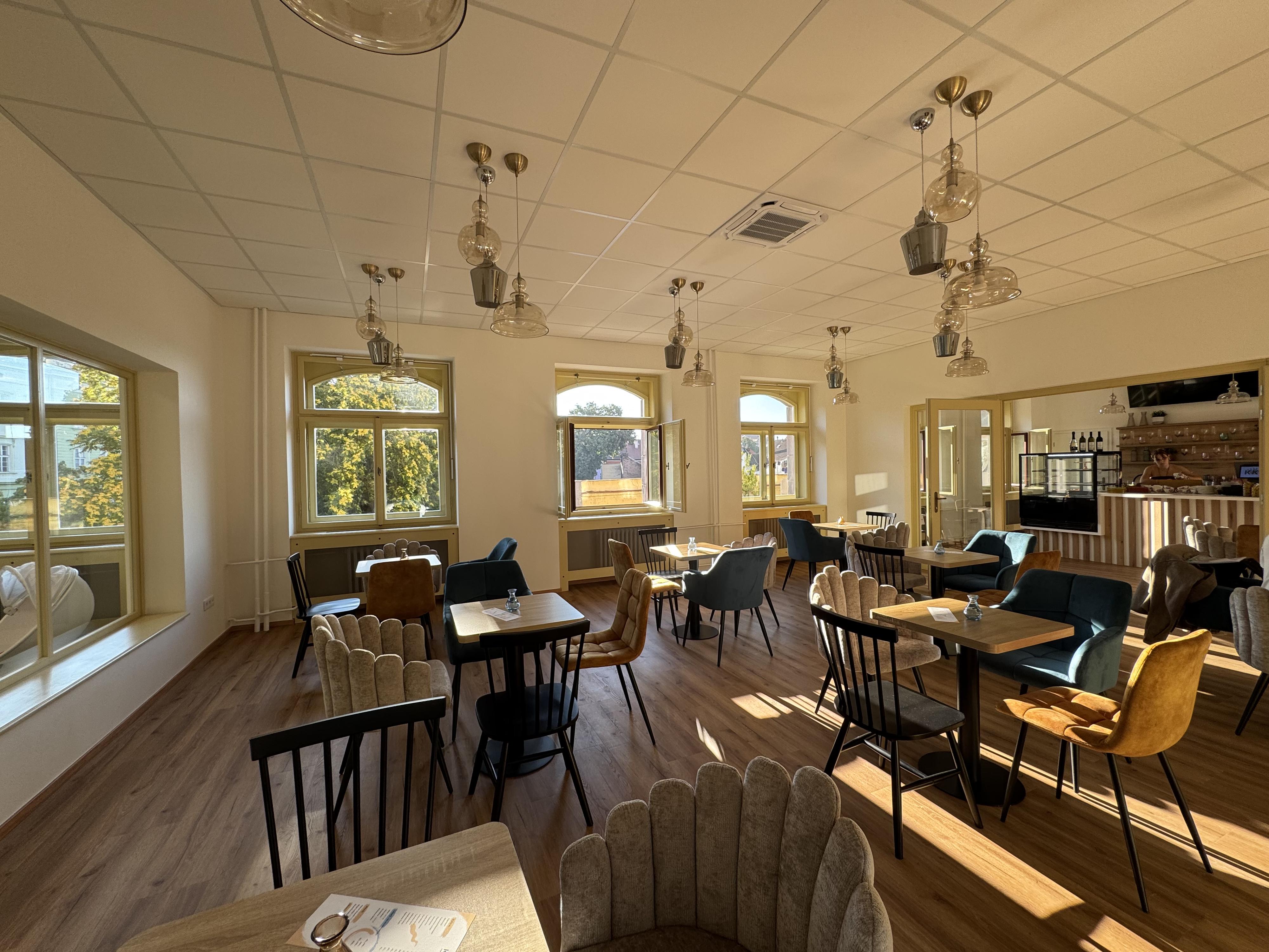 Kavárna a klub Kreativek foto 4