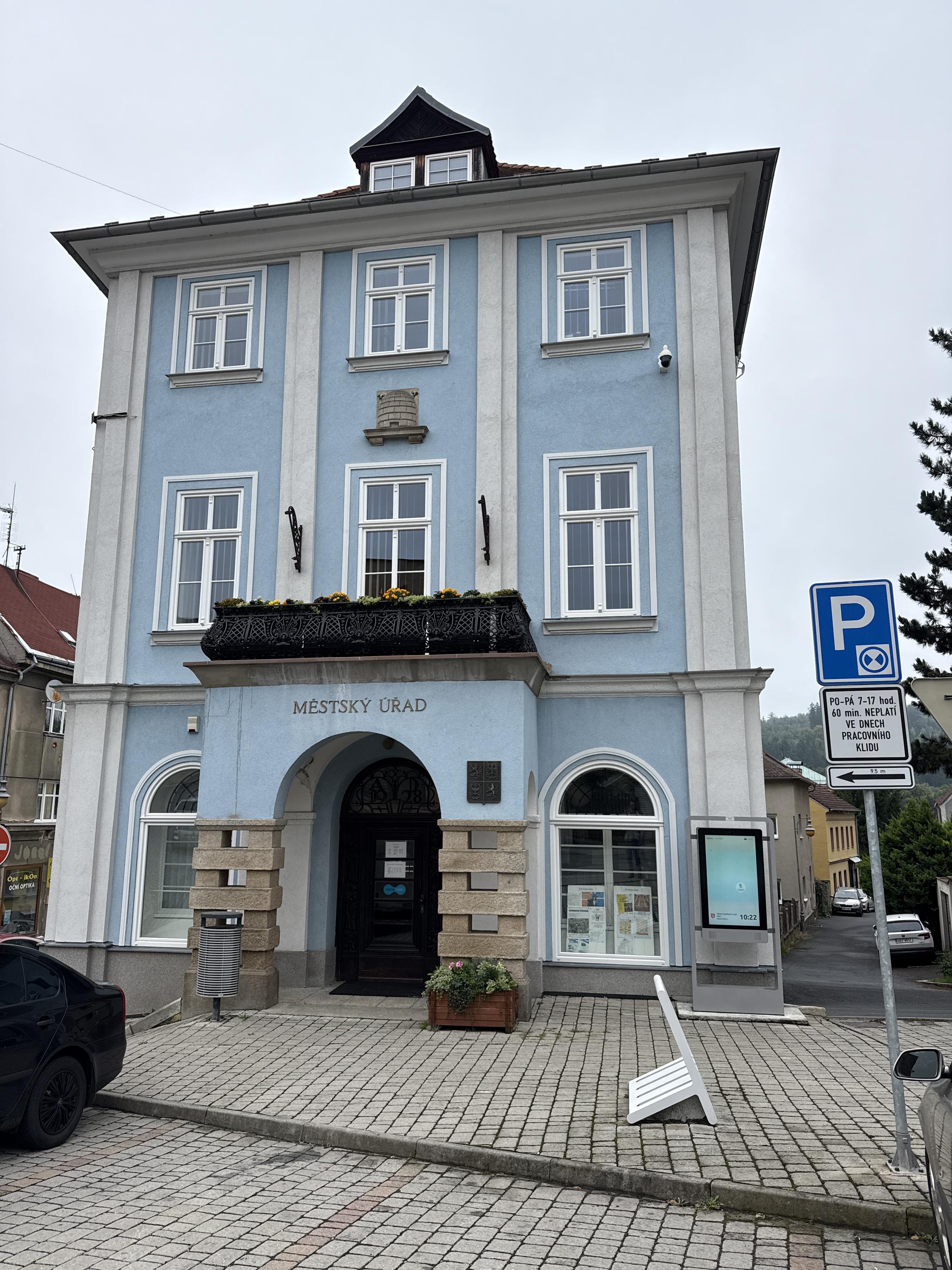 Kynšperk nad Ohří - městský úřad foto 5