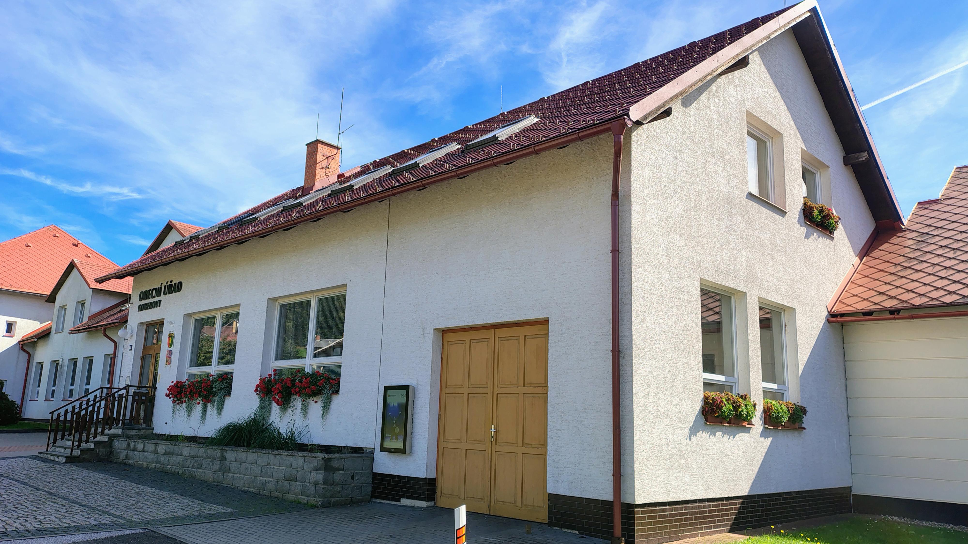 Koberovy - obecní úřad foto 5