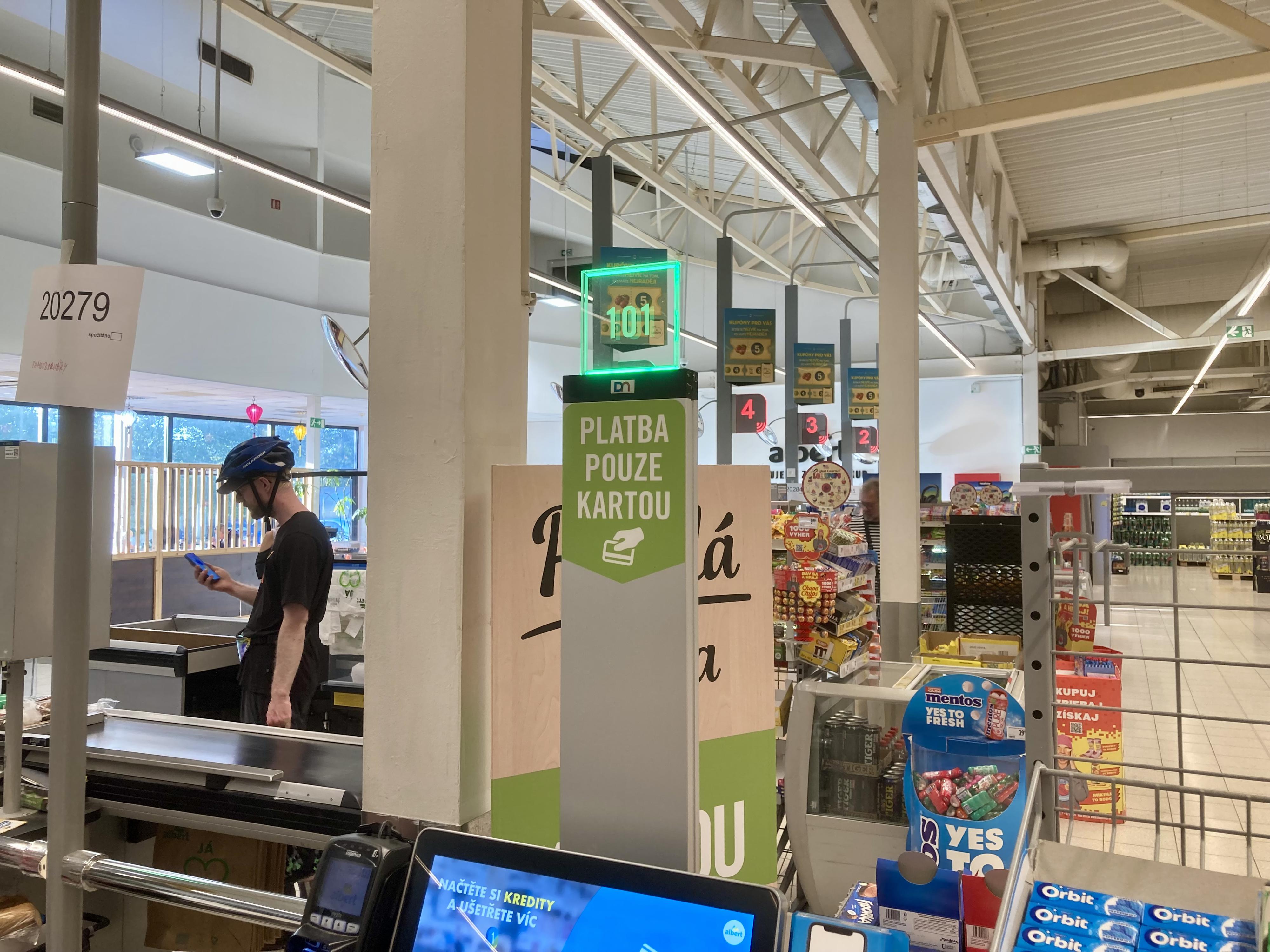 Albert Hypermarket foto 4