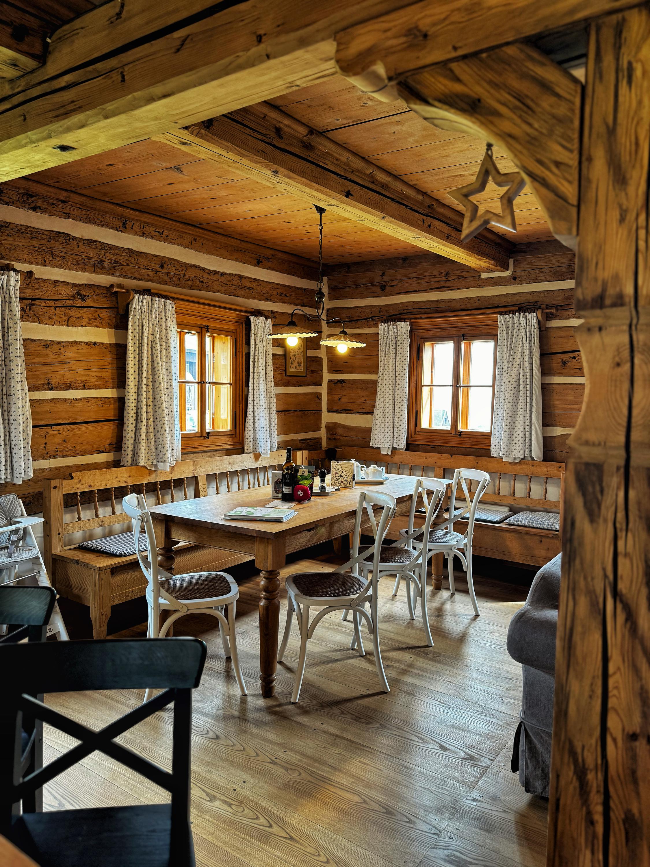 Pohádková roubenka foto 4