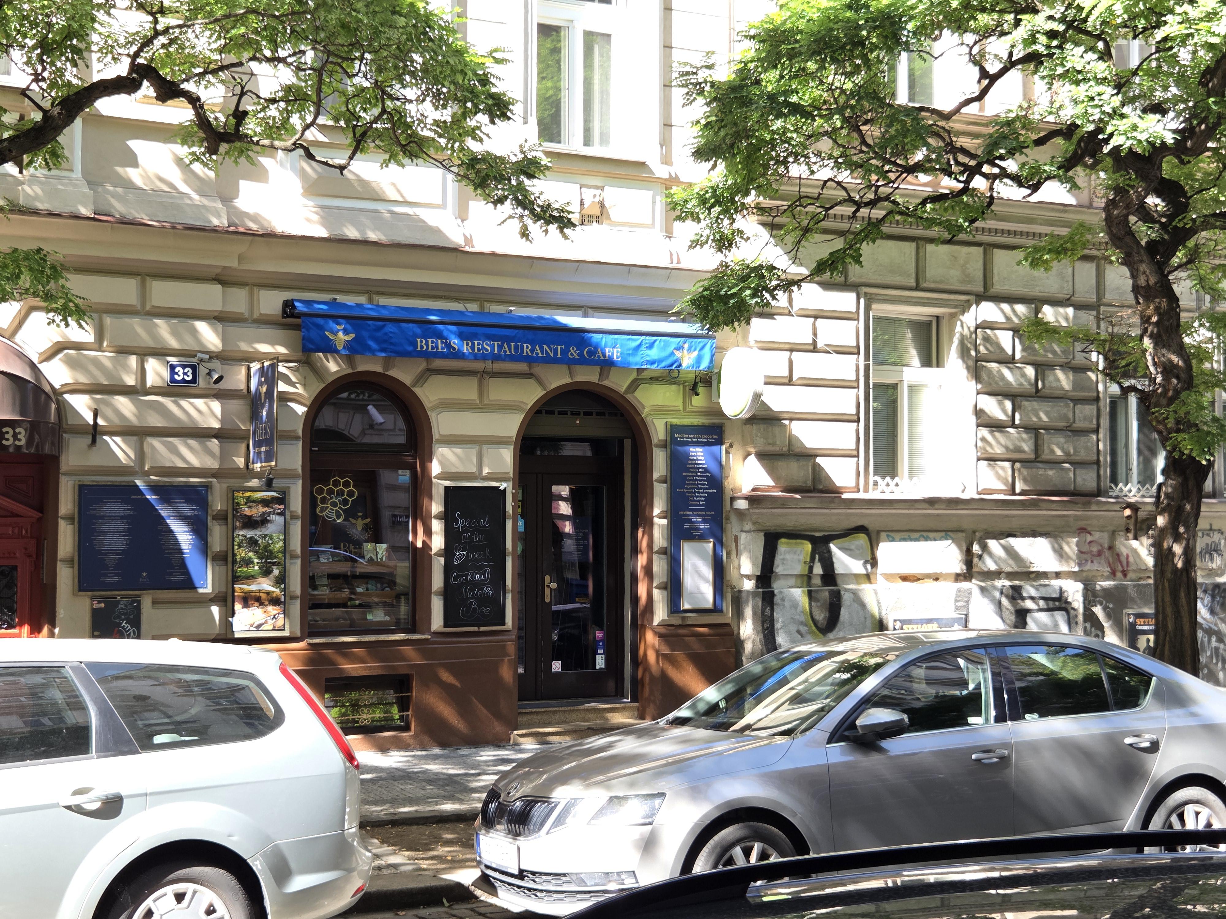 Bee‘s Tapas & Restaurant foto 2