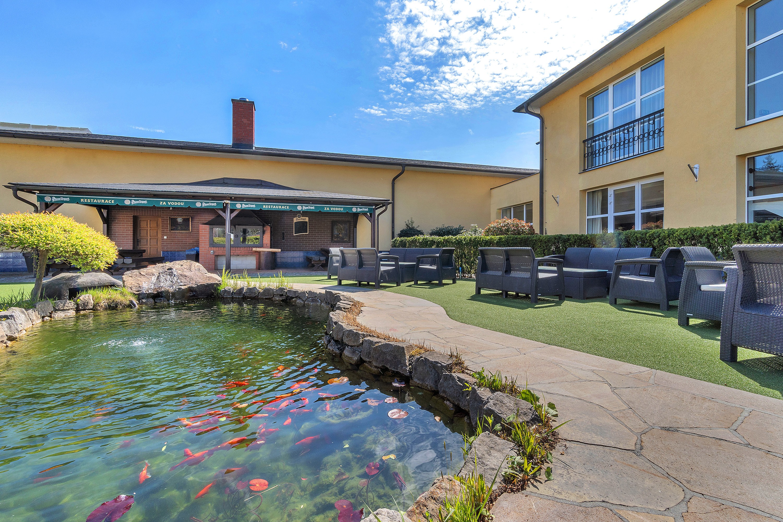Restaurace Hotel Za Vodou foto 2