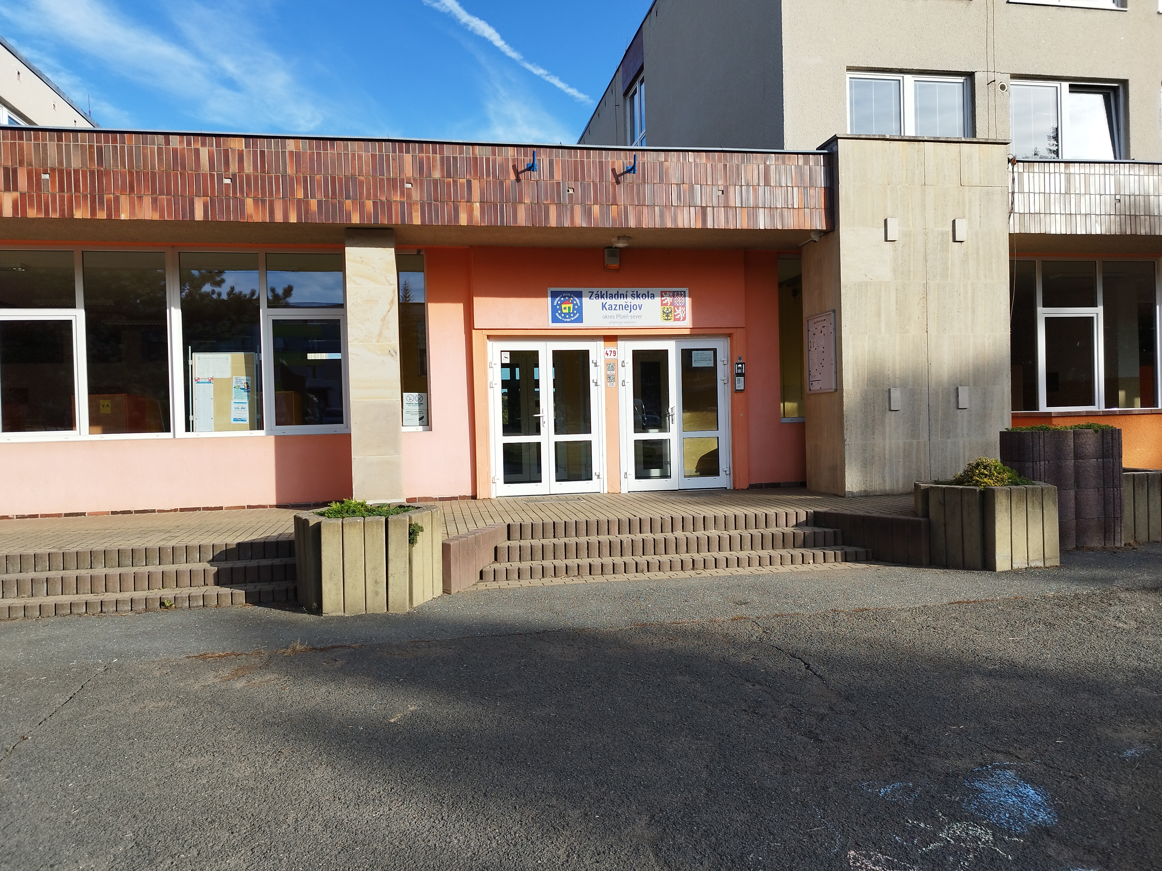 ZŠ Kaznějov, Školní foto 2