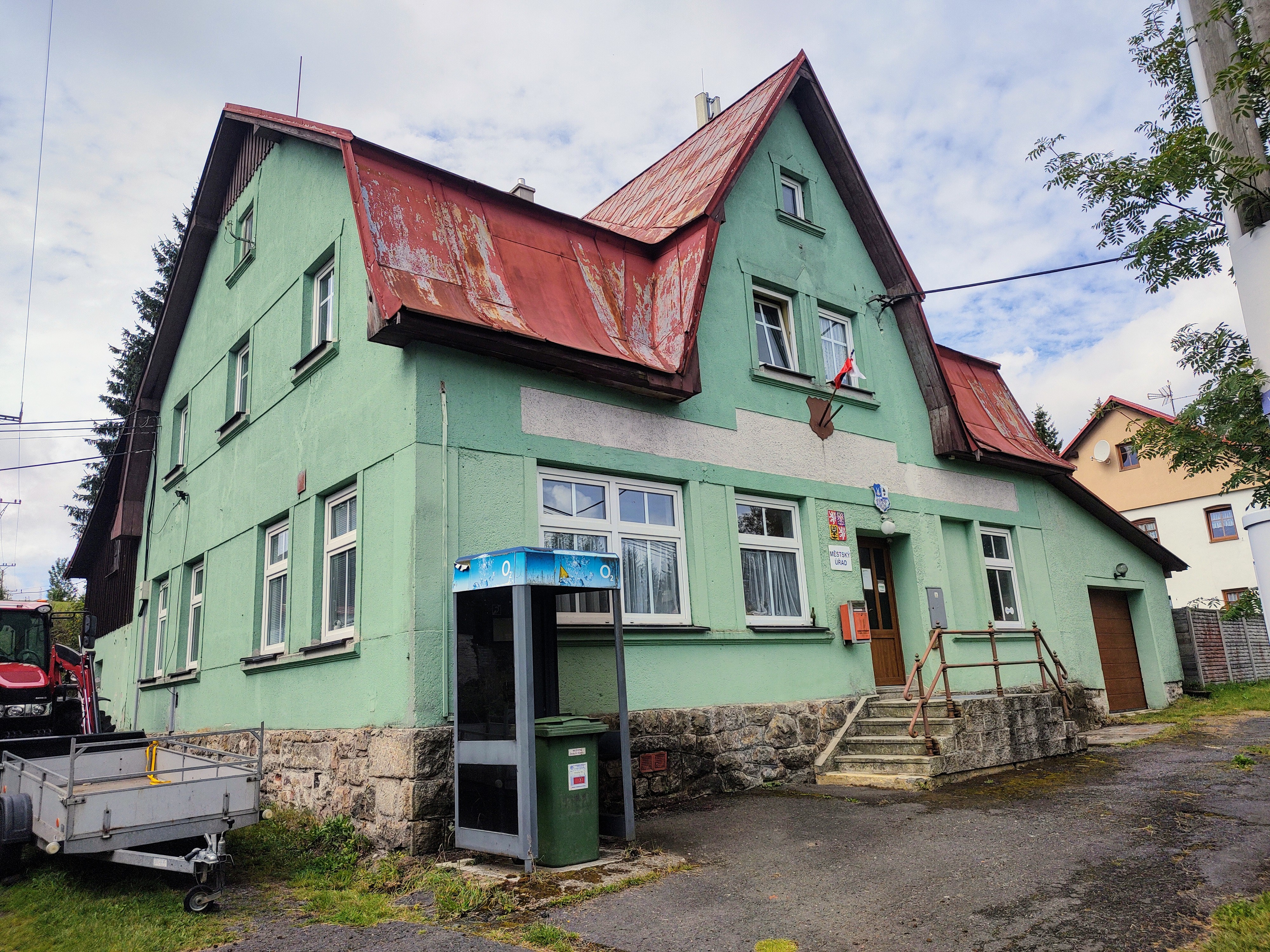 Přebuz - městský úřad foto 4