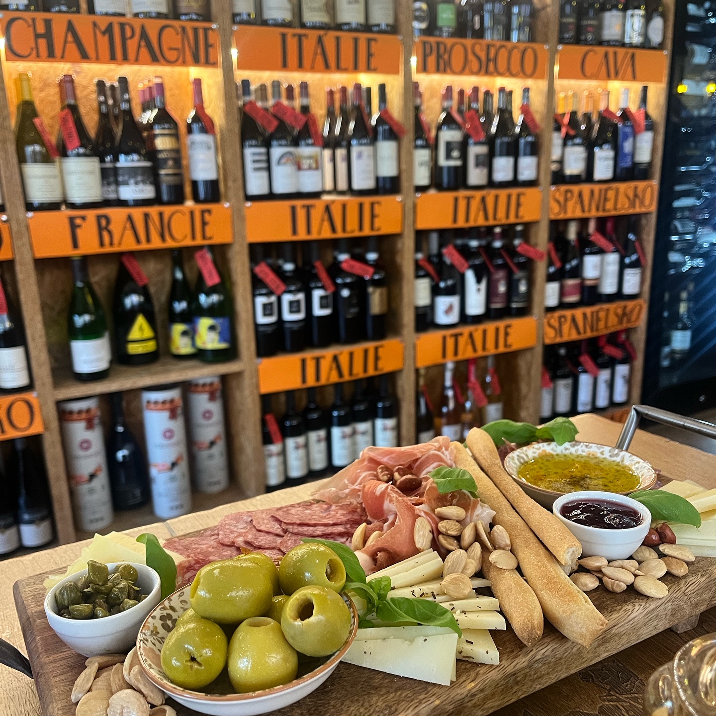 APERITIVO by justWINE foto 2