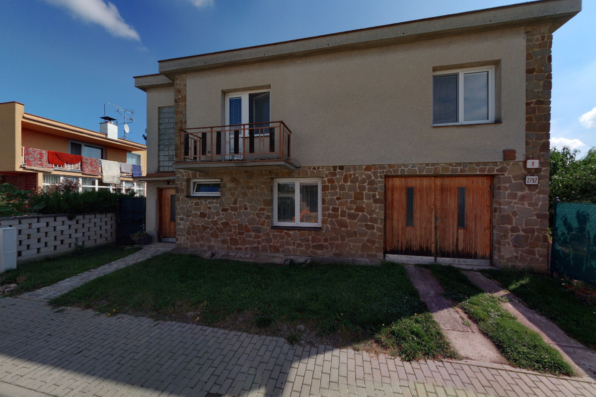 Elektroinstalace Málek