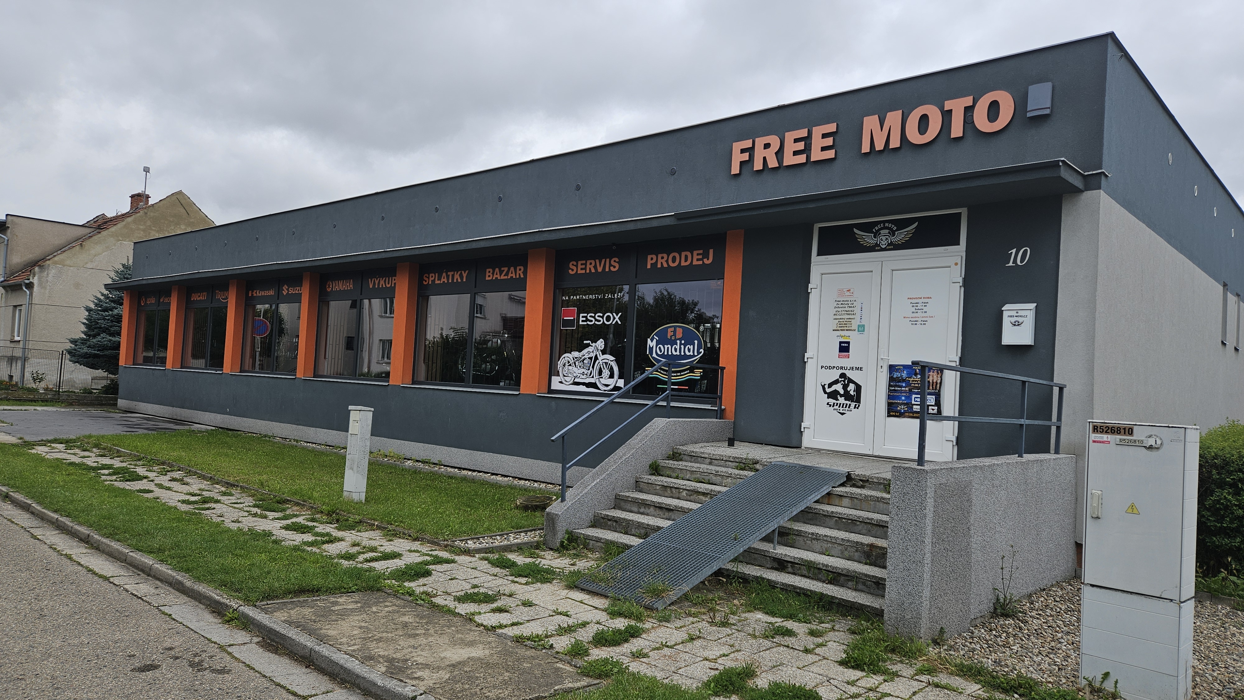 FREE-MOTO foto 2