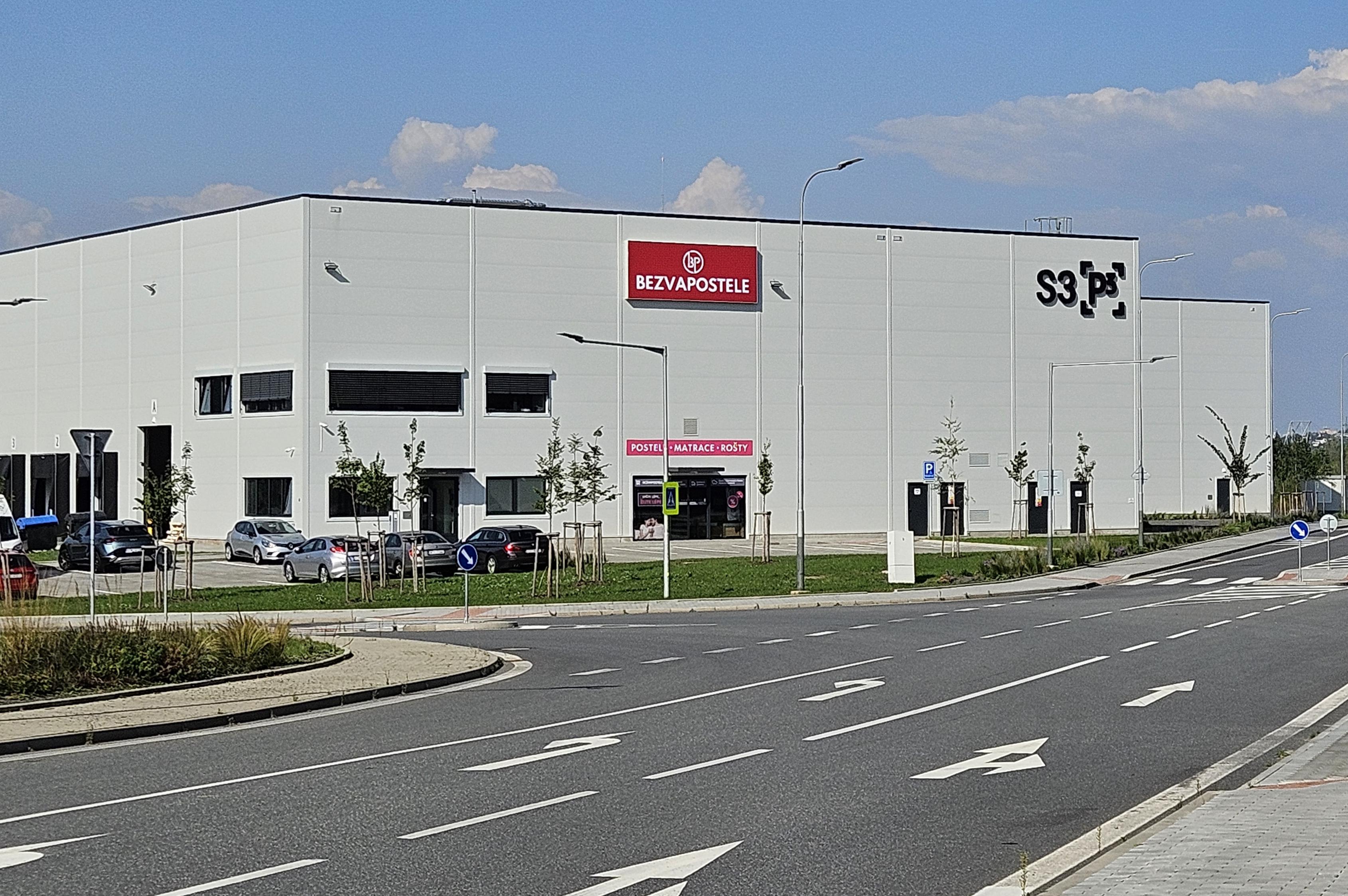 INTENA nadměrné postele