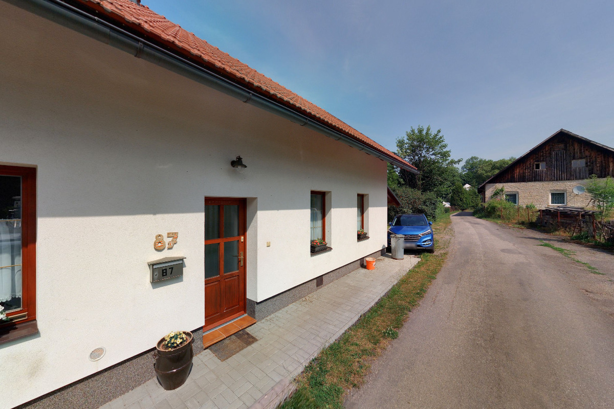 Porodní asistentka Kateřina Luxová