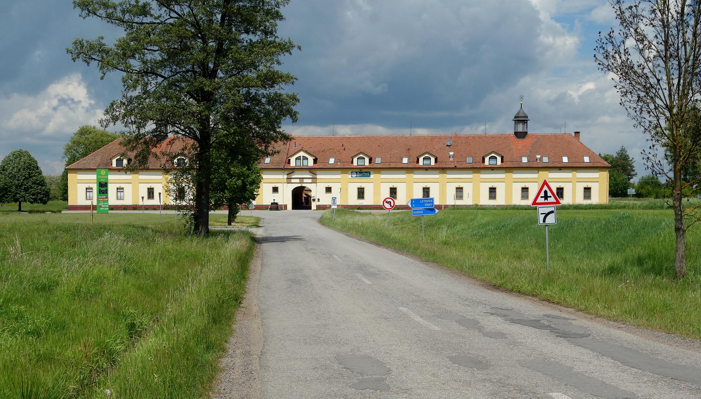 Restaurace Sudický Dvůr foto 3