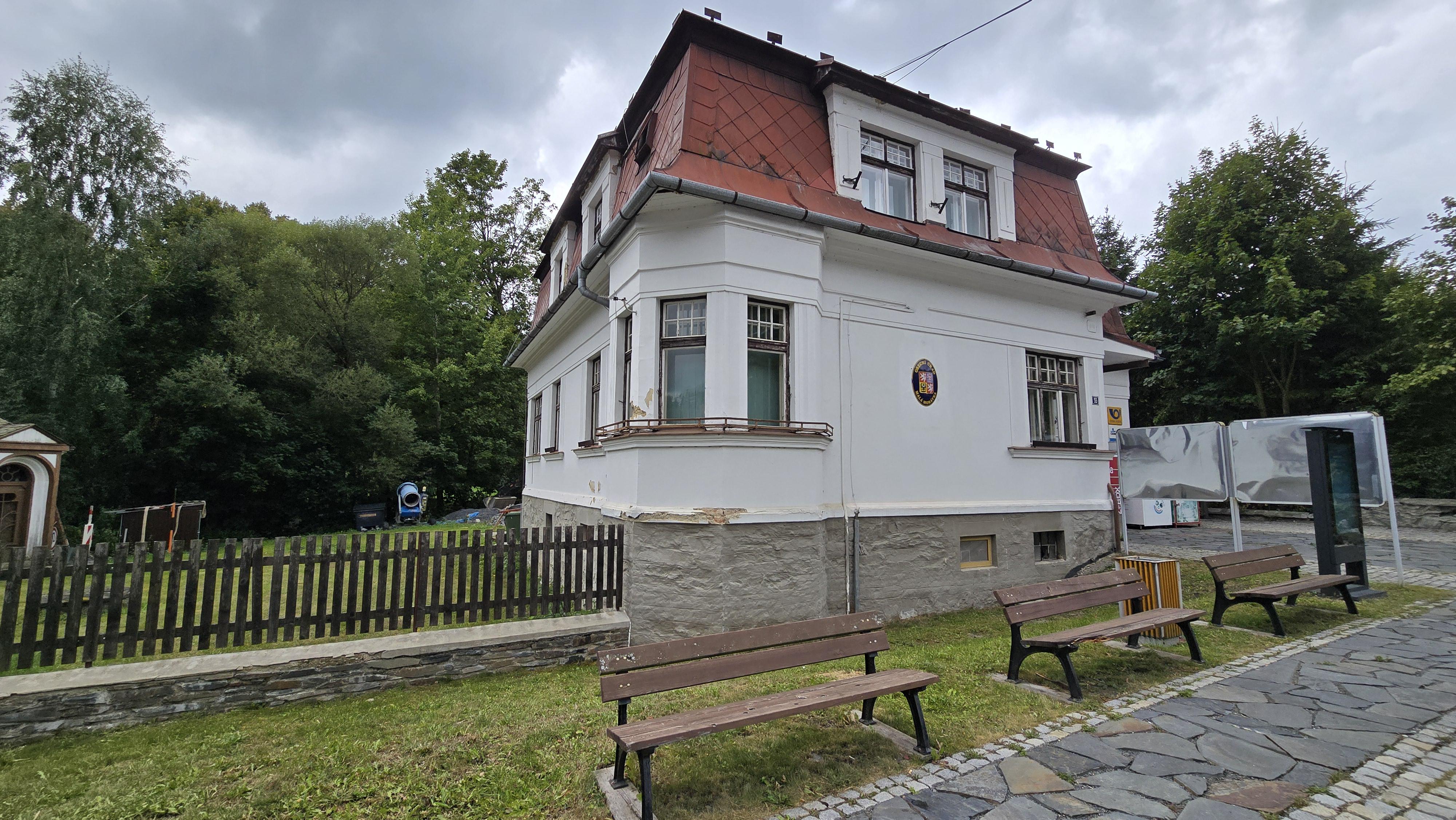 Malá Morávka - obecní úřad foto 2