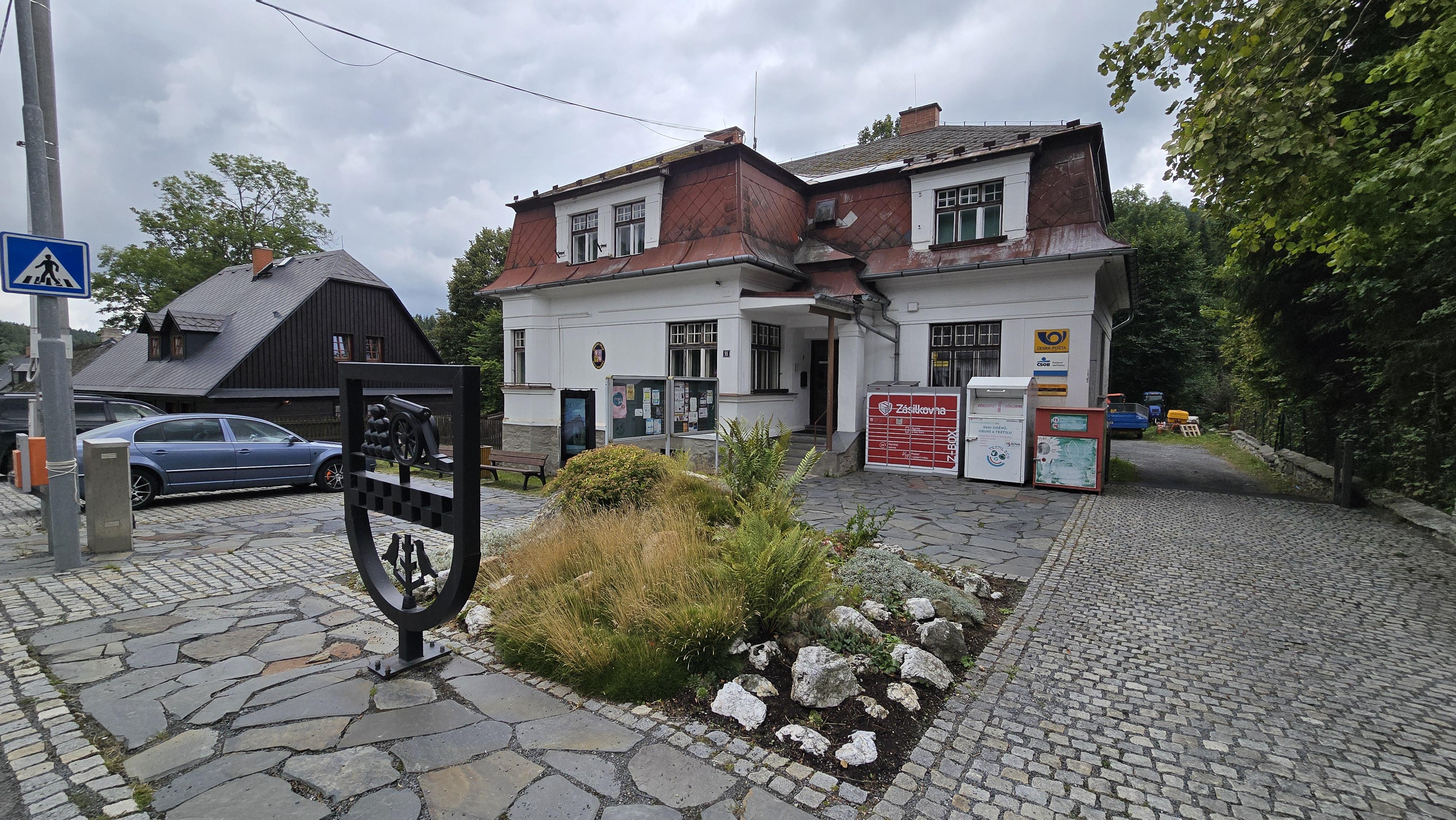 Malá Morávka - obecní úřad foto 4