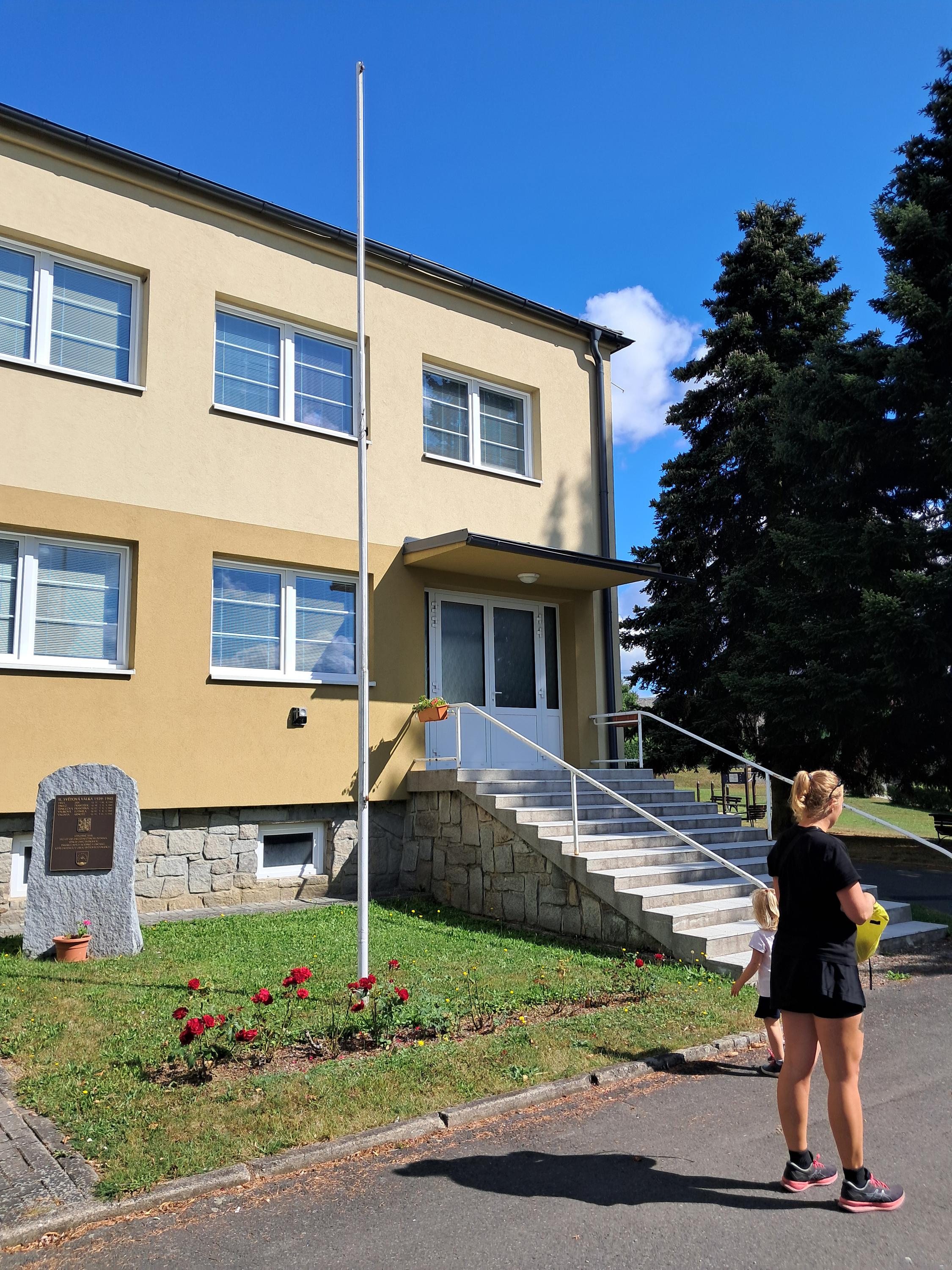 Obecní knihovna Svébohov foto 2