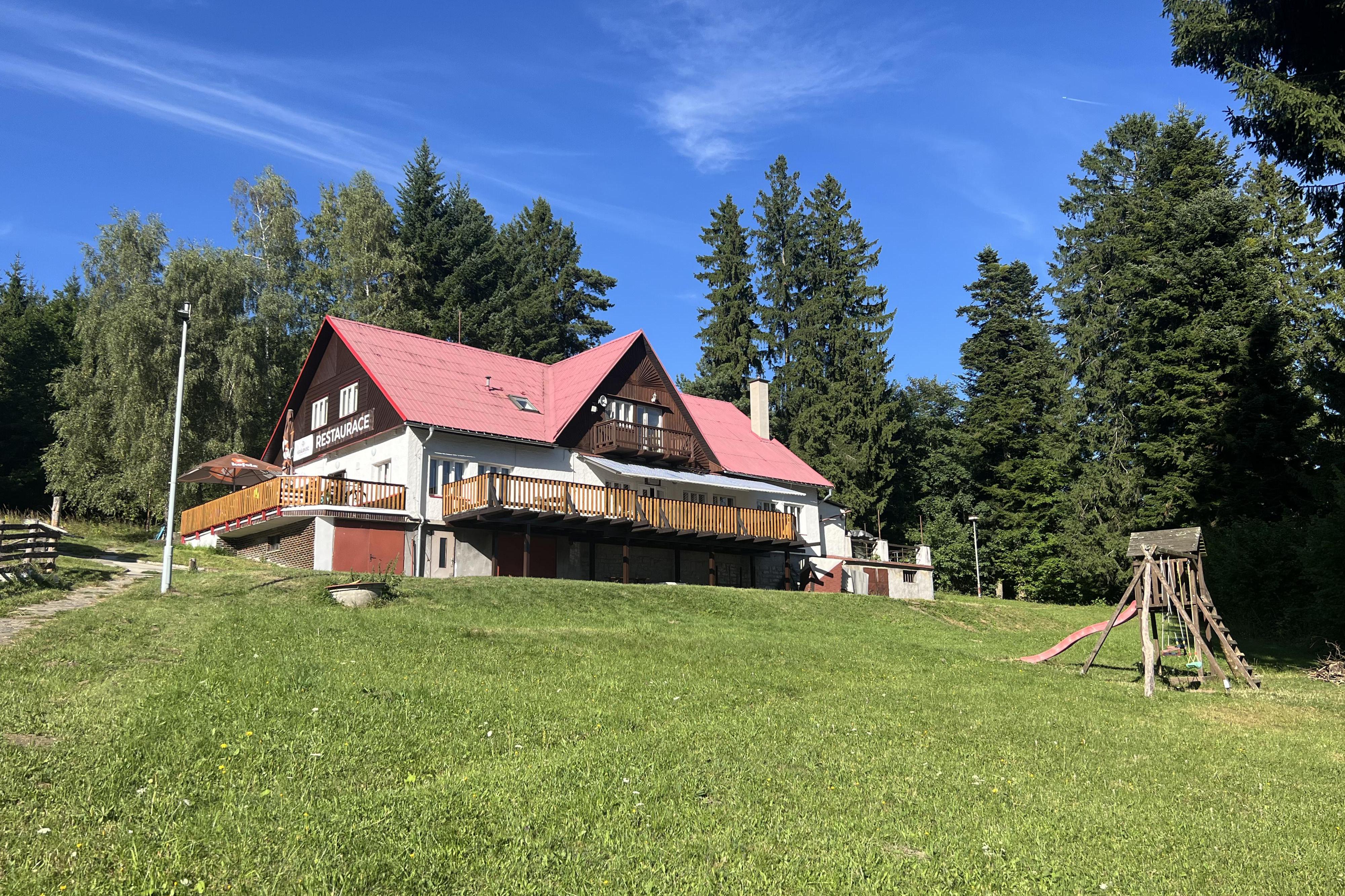 Chatový areál Královec