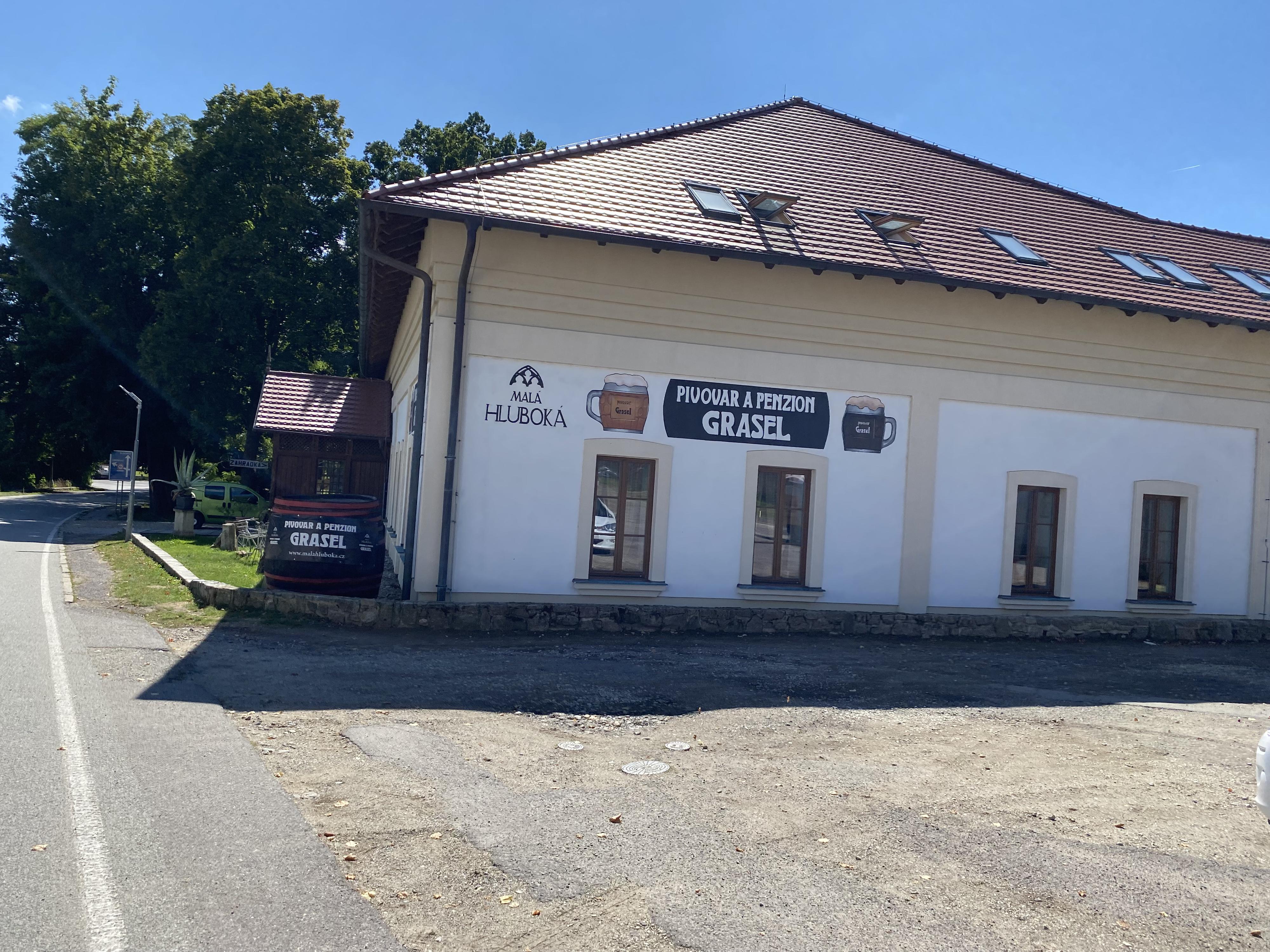 PIVOVAR Grasel