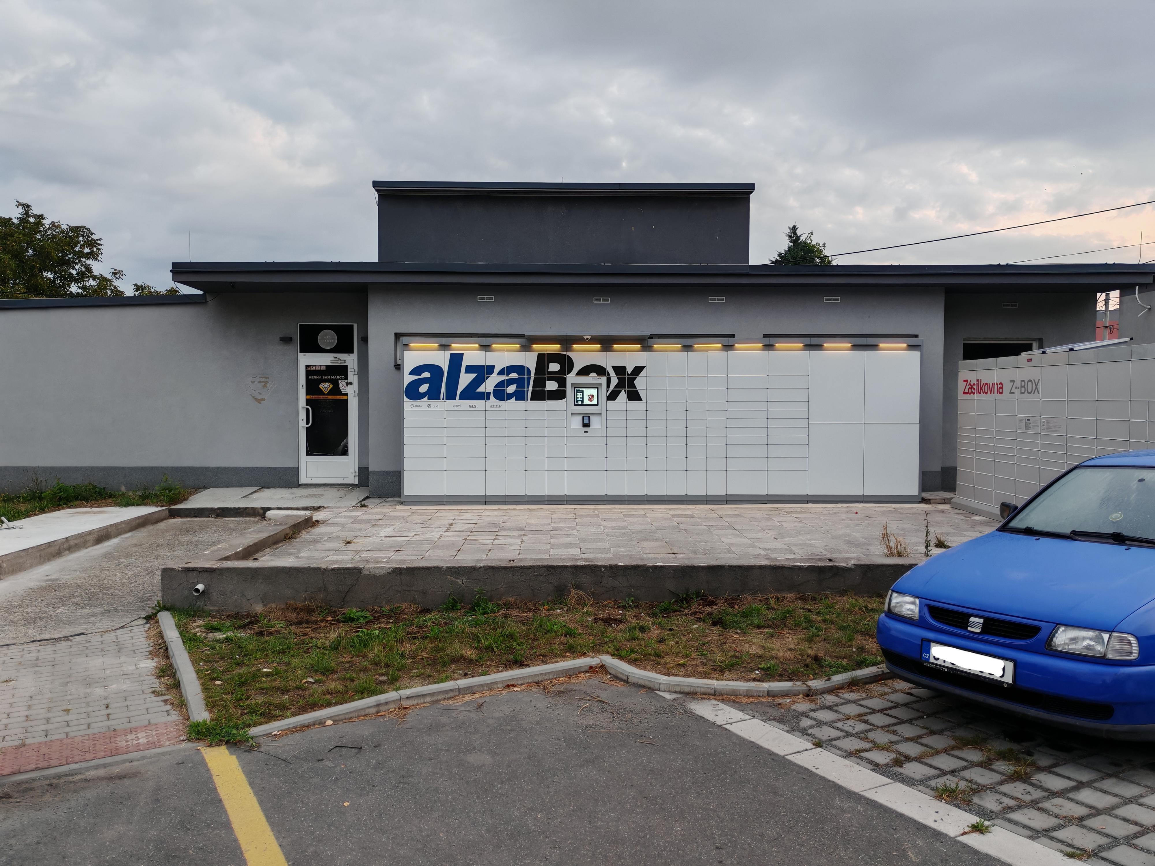 AlzaBox