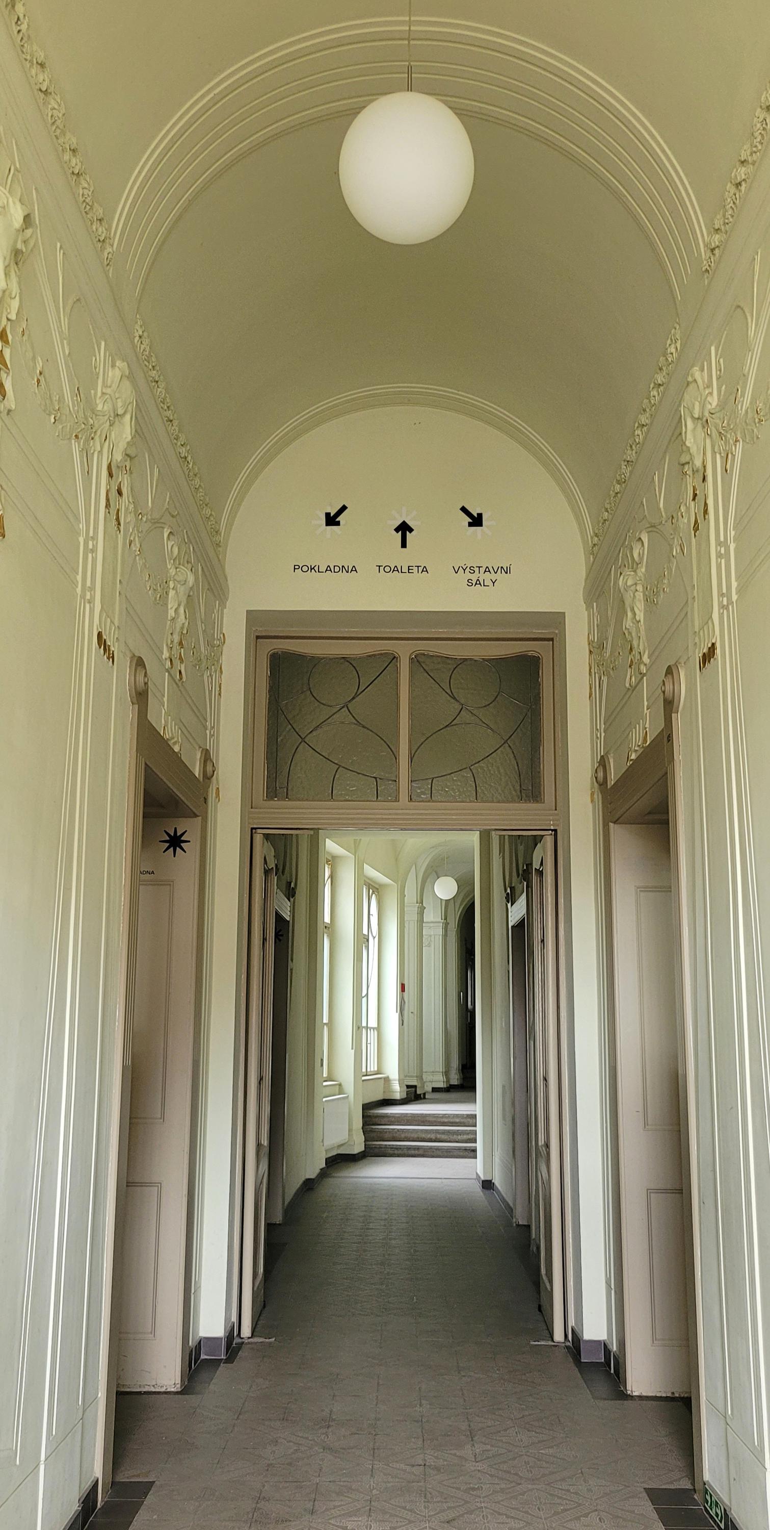 Muzeum umění a designu Benešov, příspěvková organizace foto 2
