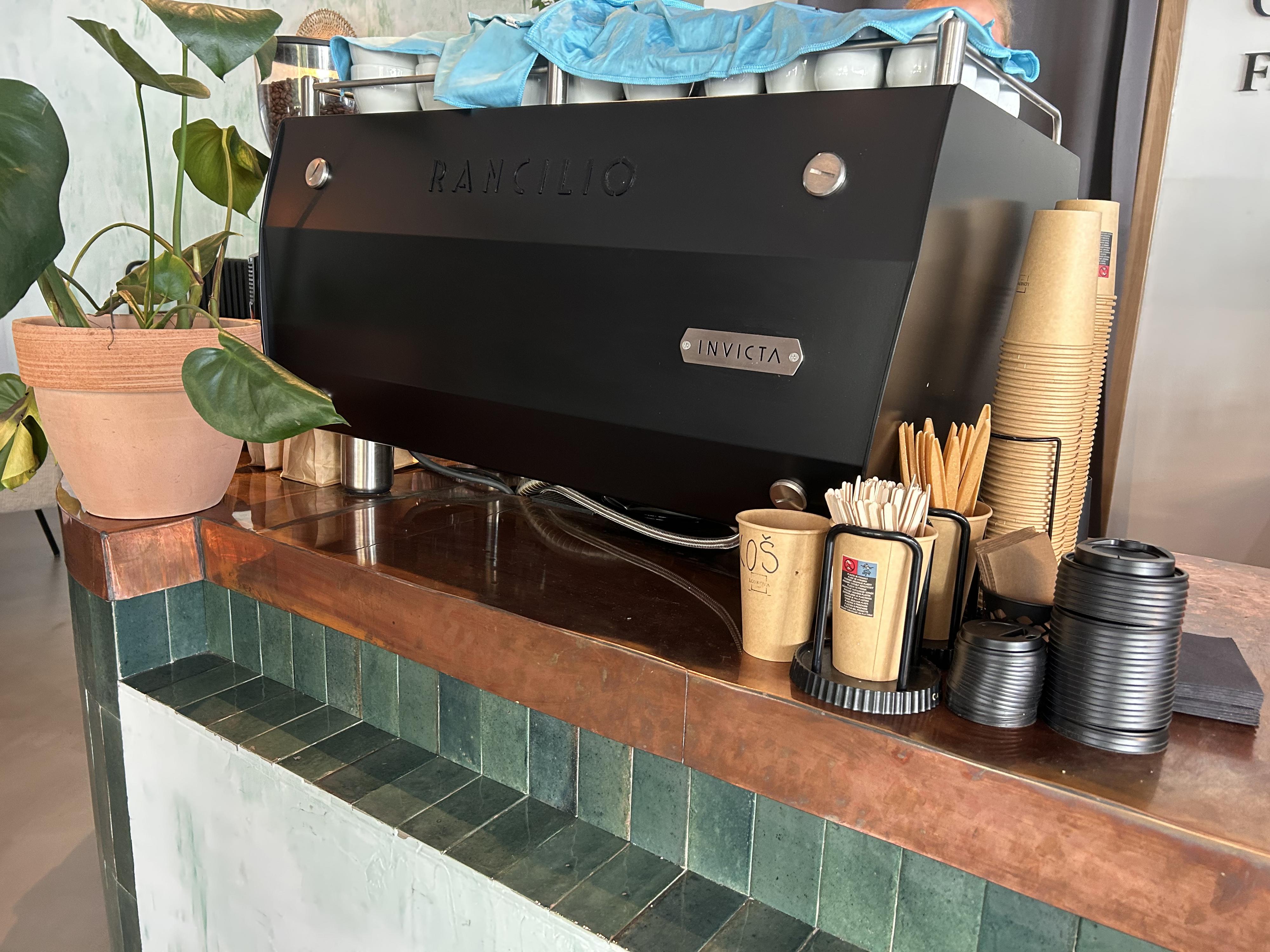 Lonkova Caffé foto 5