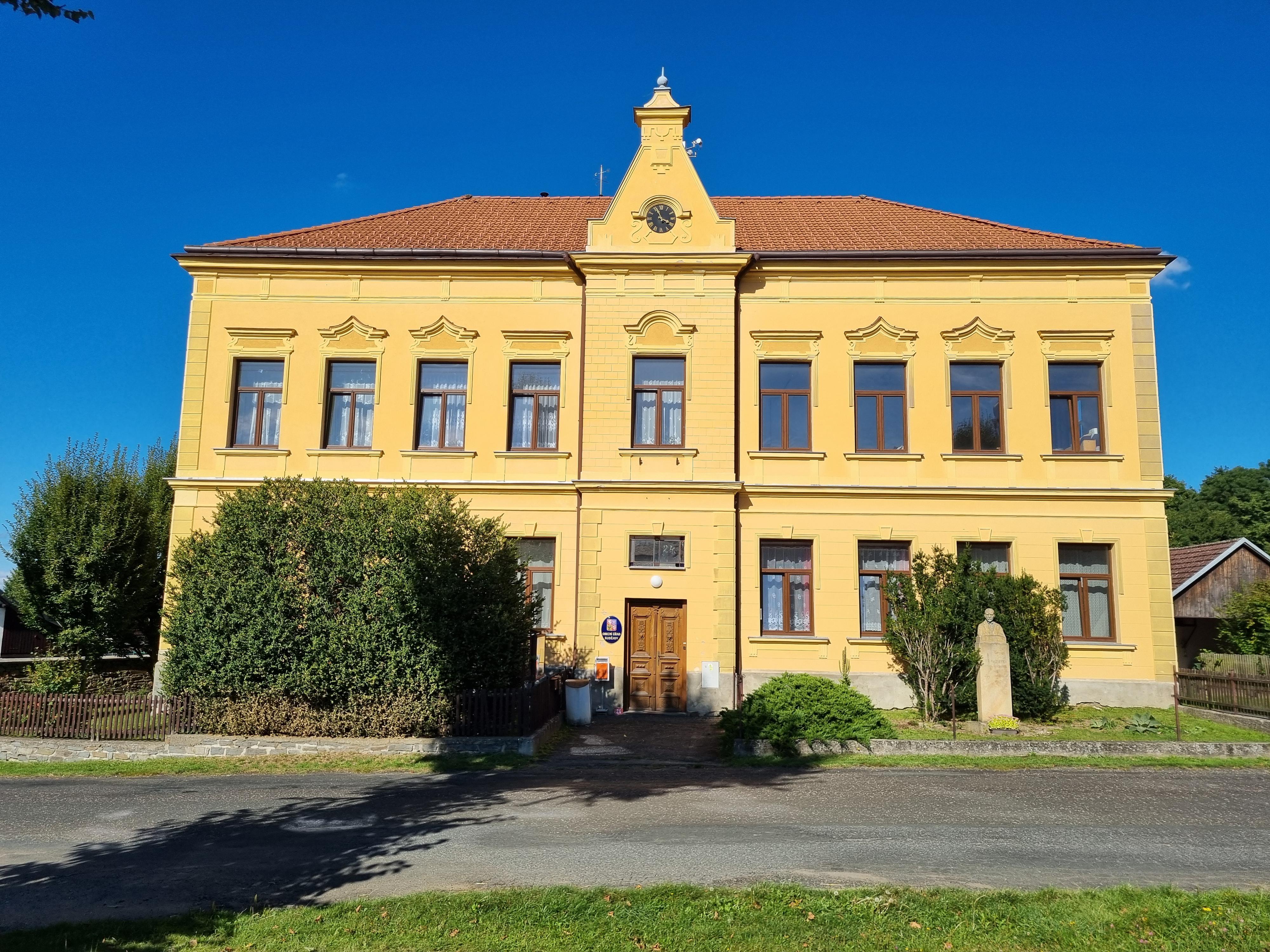 Sudějov - obecní úřad foto 3