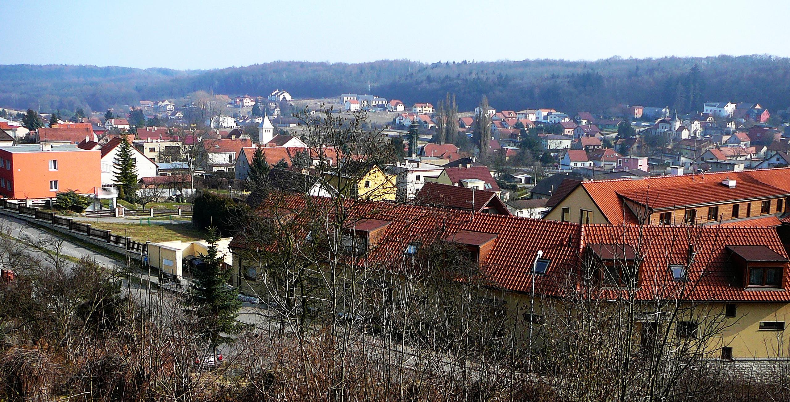 Tuchoměřice - obecní úřad foto 3