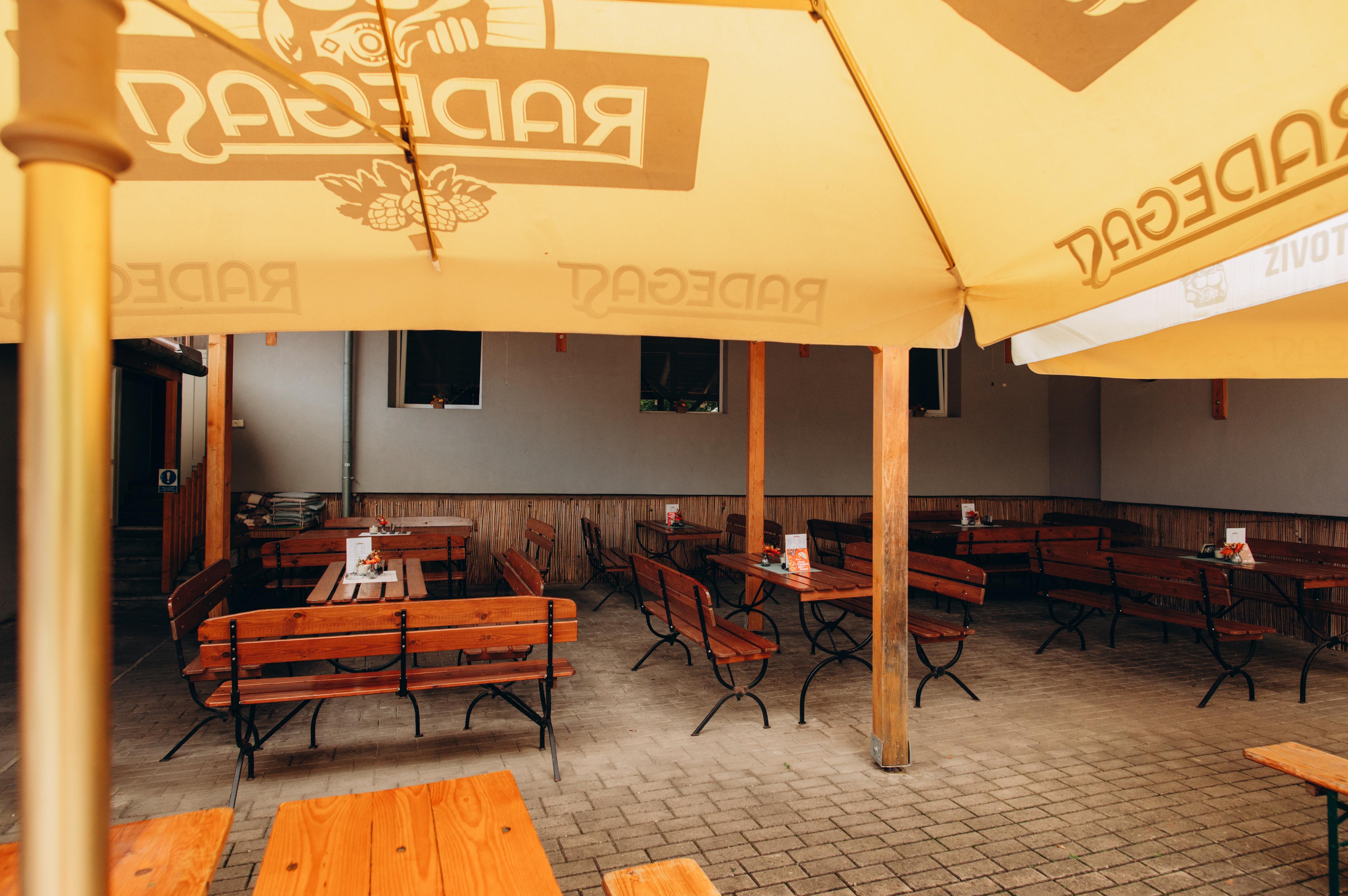 Obecní hospoda Vážany foto 3