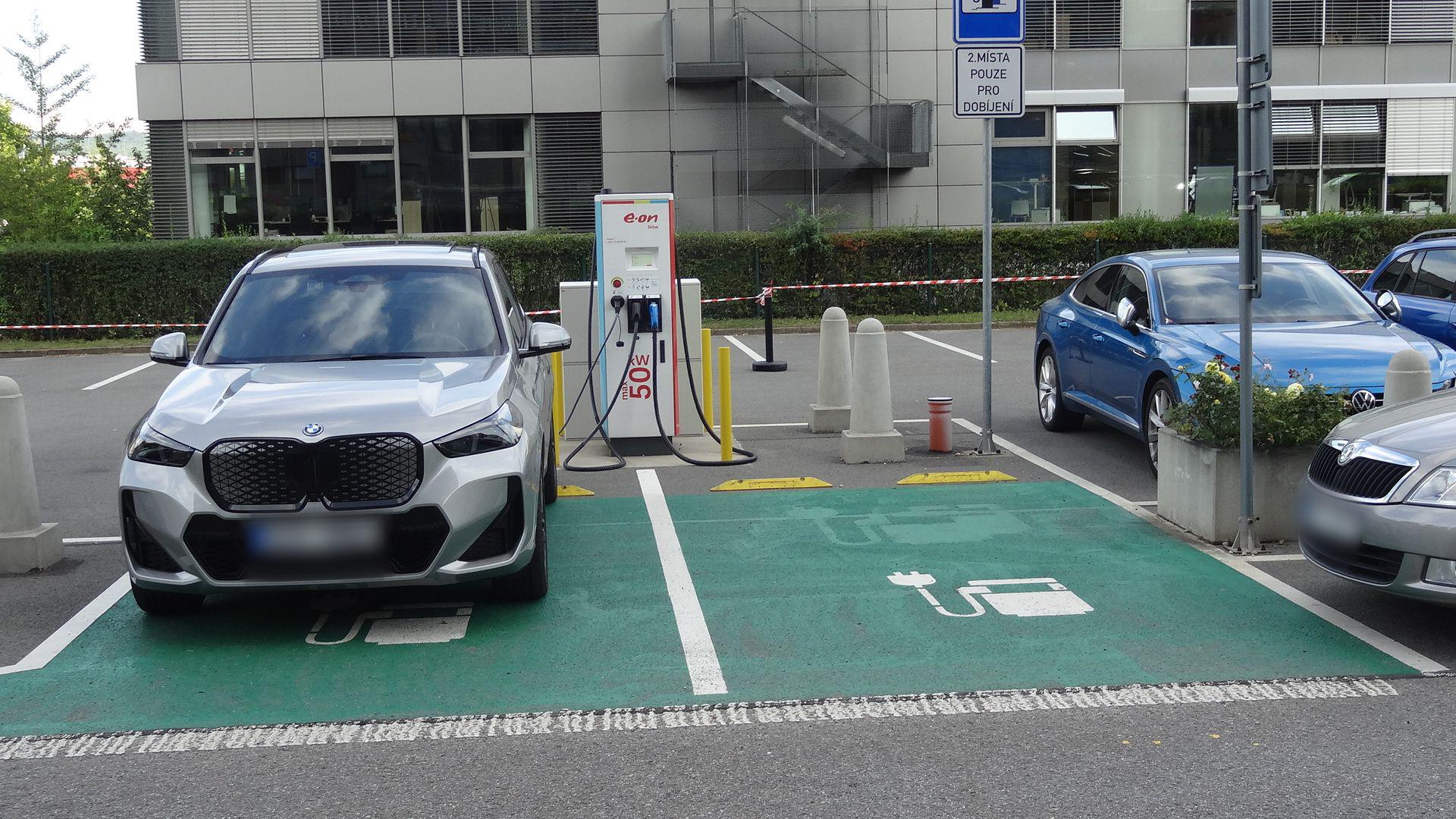 Dobíjecí stanice E.ON Drive