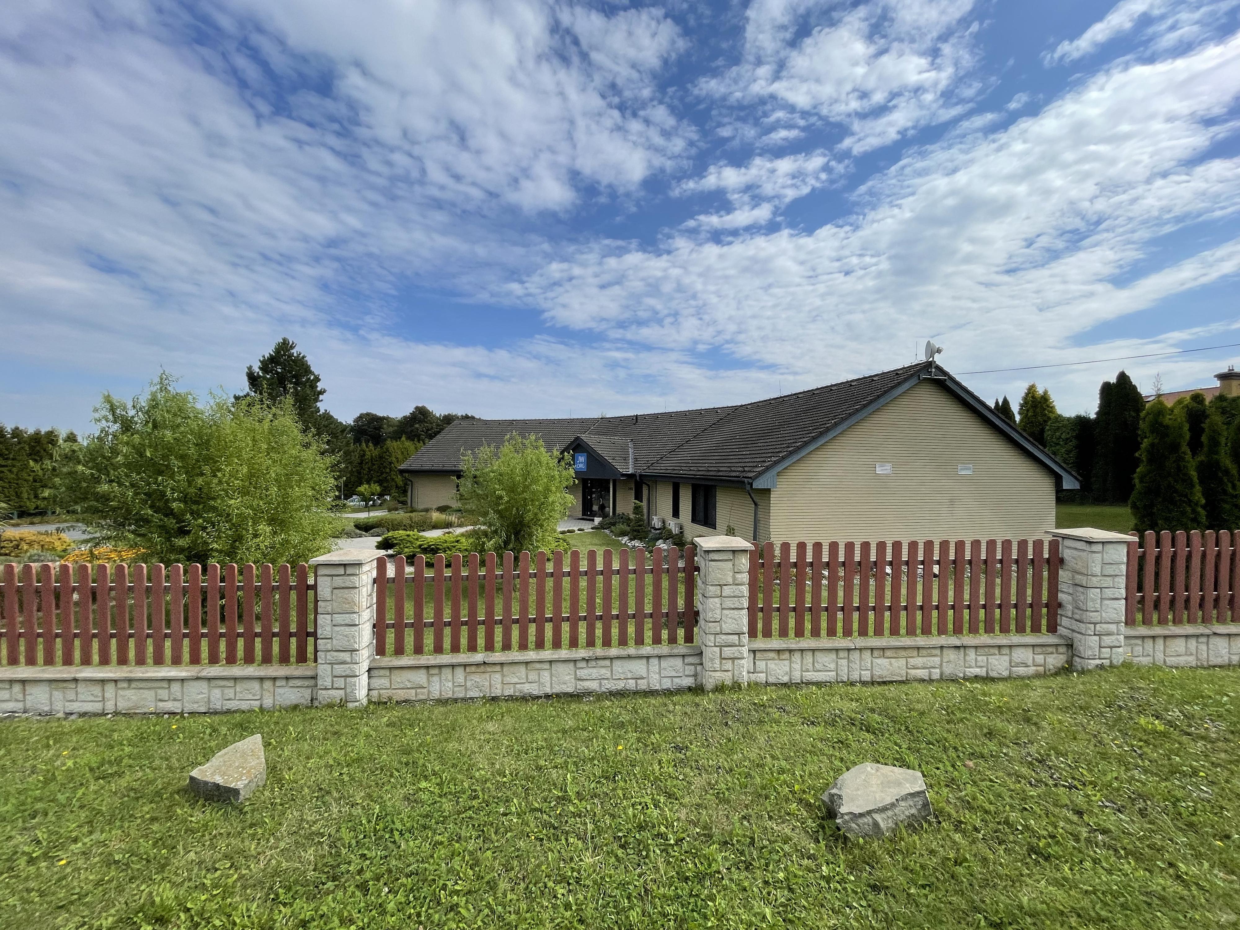 Náboženská společnost Svědkové Jehovovi foto 3