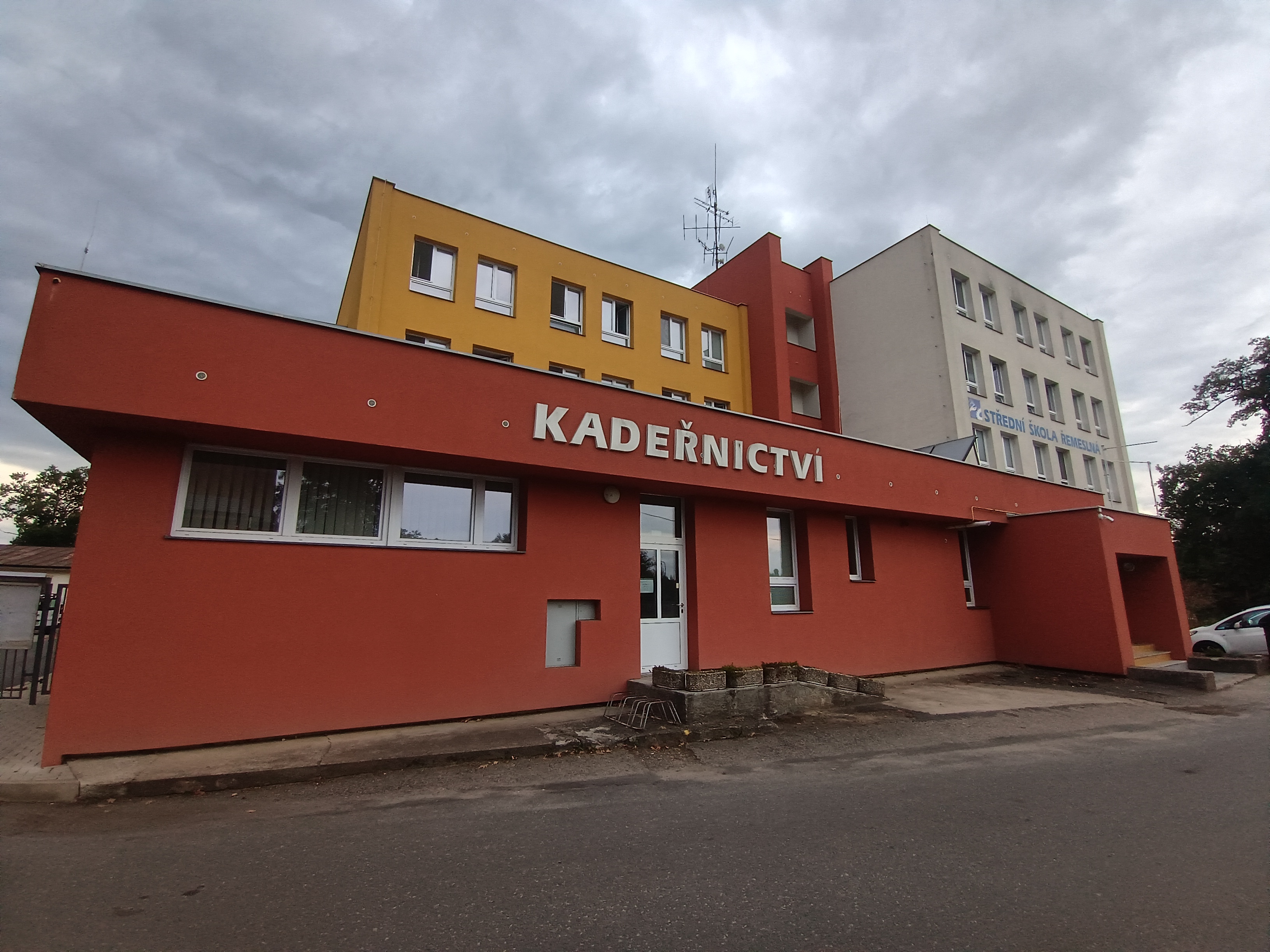 Střední škola řemeslná - Kadeřnictví